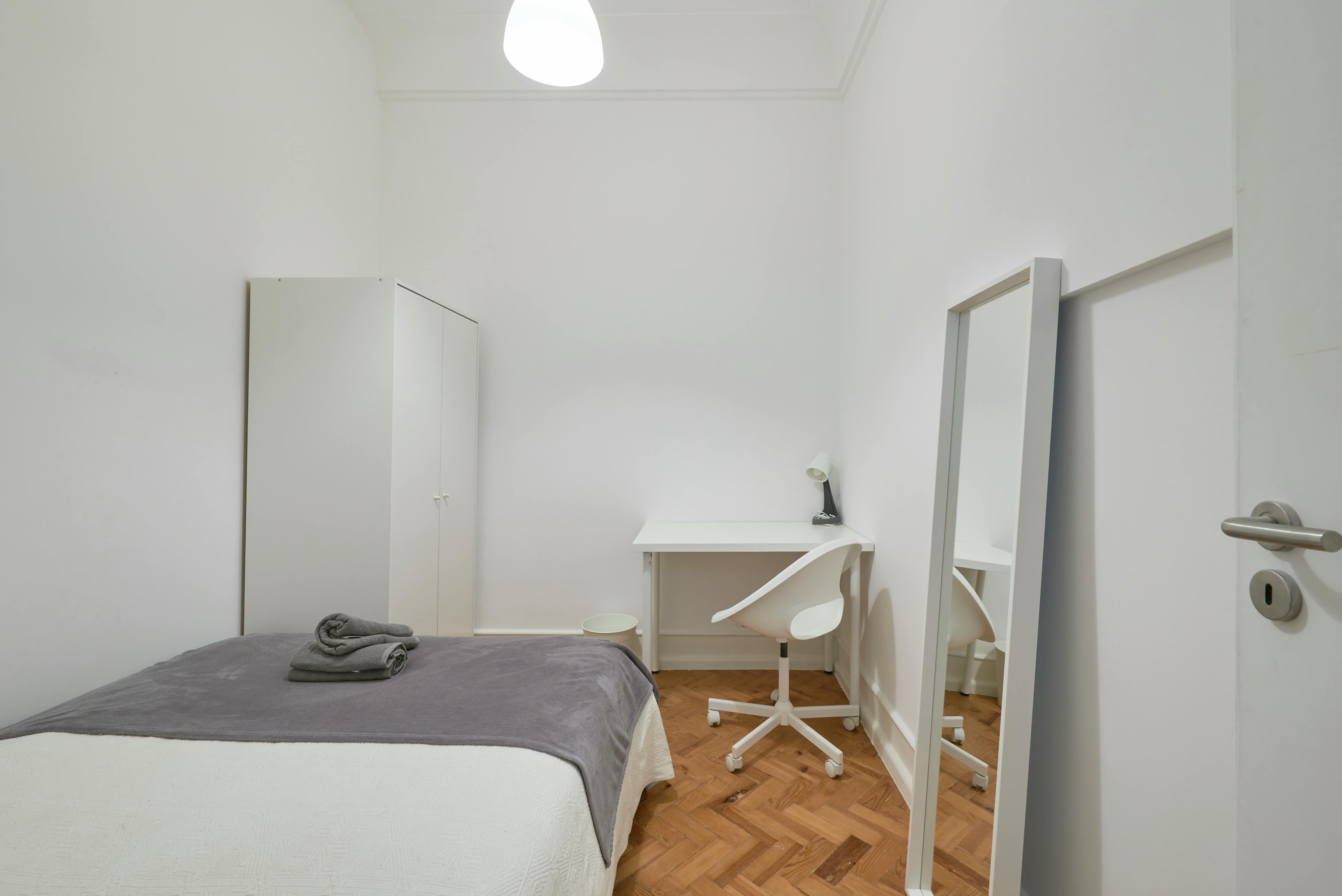 Single room Lisbon, 1 bed, 7m² — photo 2