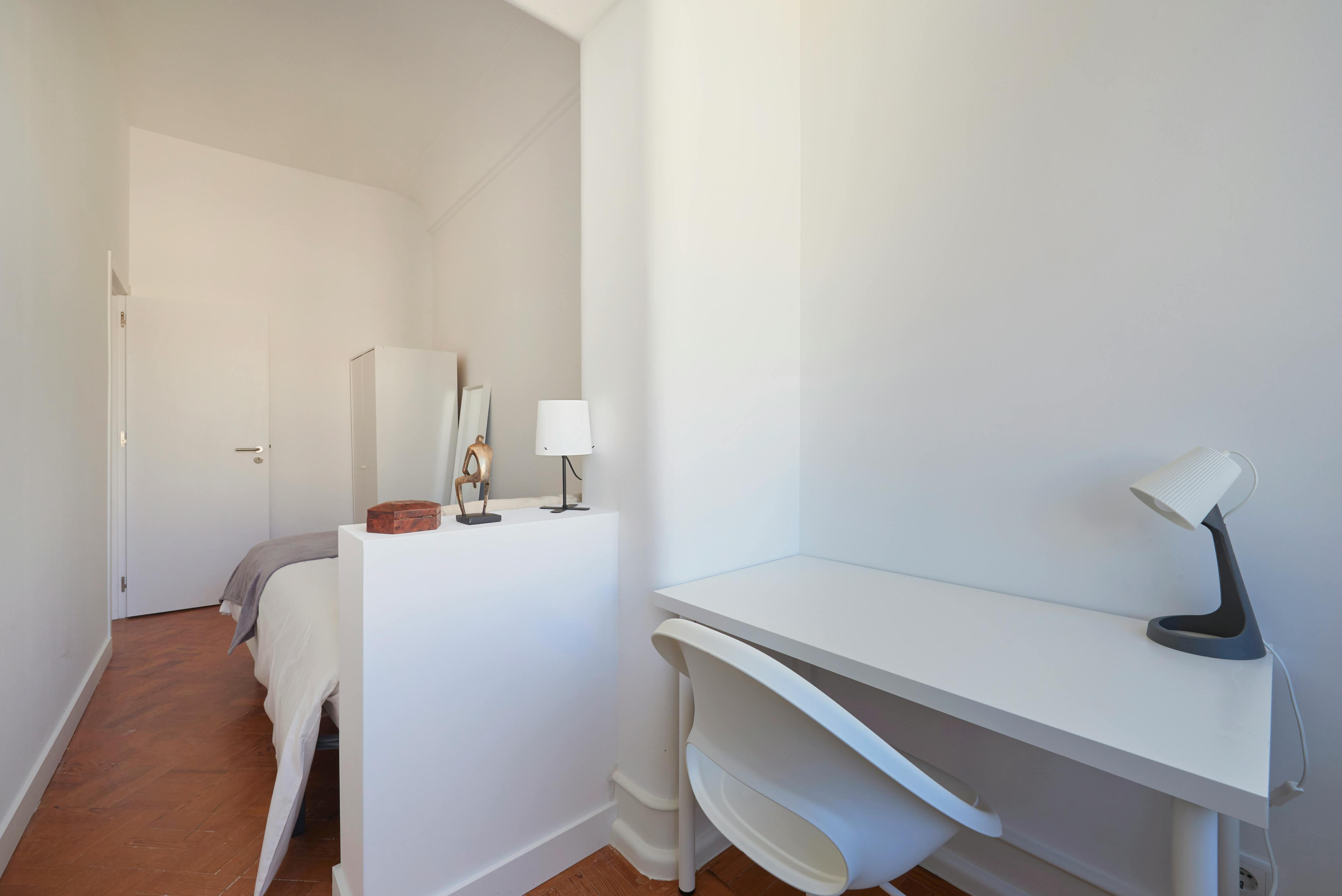 Single room Lisbon, 1 bed, 10m² — photo 2