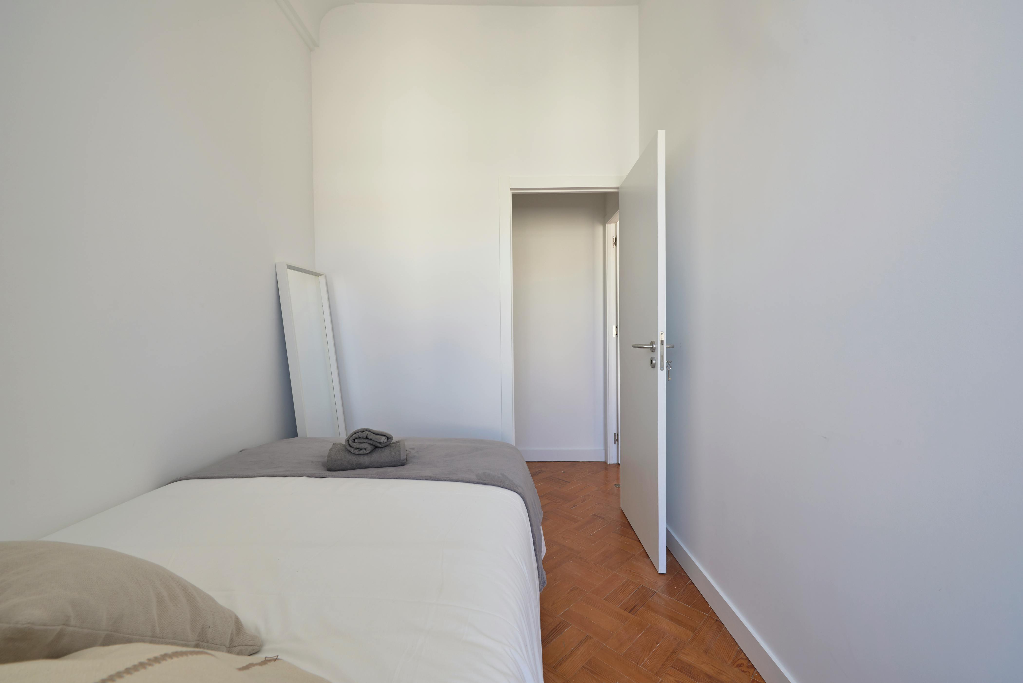 Single room Lisbon, 1 bed, 10m² — photo 5