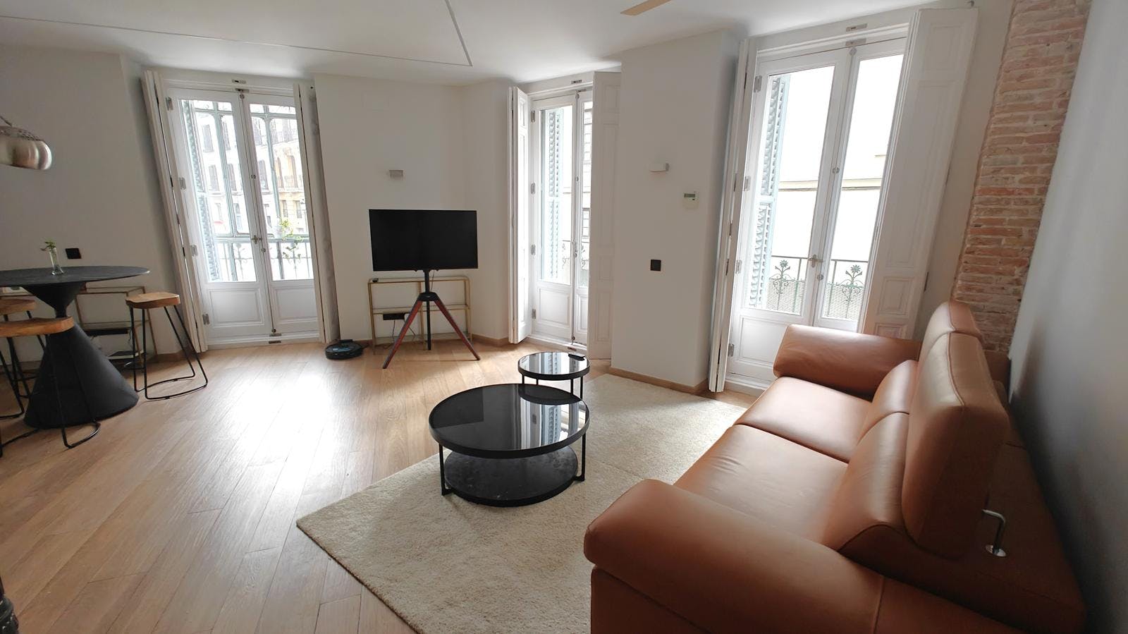Apartment for rent for €2,800 per month in Madrid, Calle del Duque de Rivas