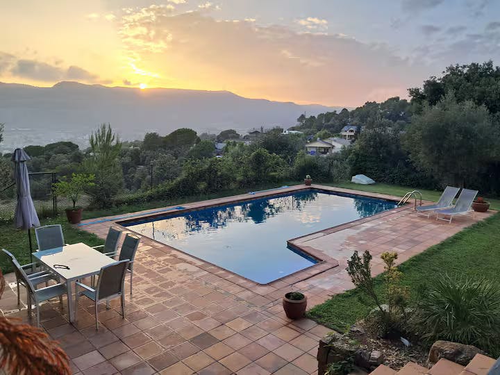 Haus zu mieten für 2.400 € pro Monat in Seva, Carrer de Can Garriga