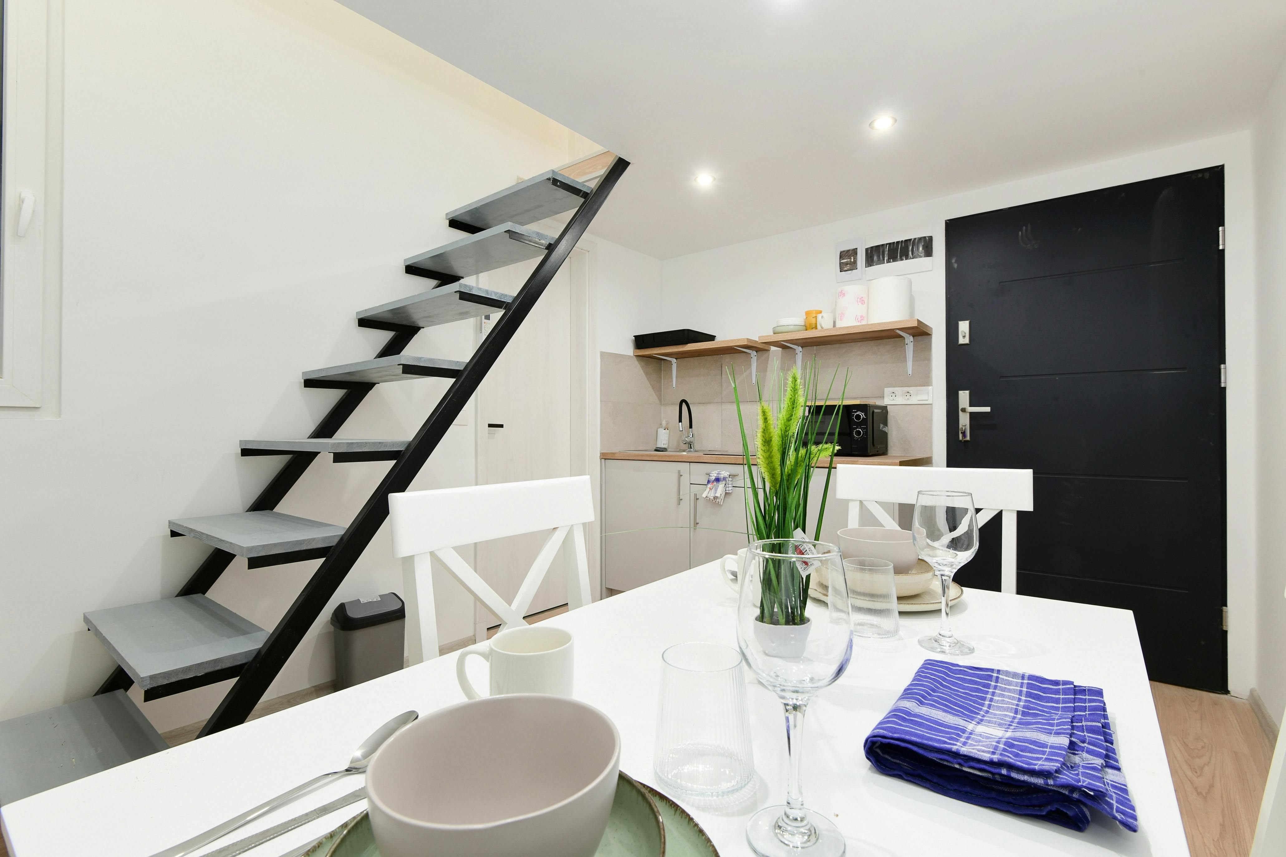 Apartment for rent for HUF 295,635 per month in Budapest, Király utca