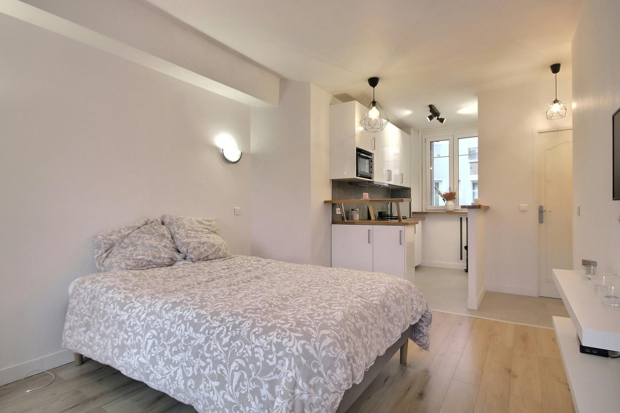 Studio à louer pour 1 399 €/mois à Neuilly-sur-Seine, Boulevard Bineau