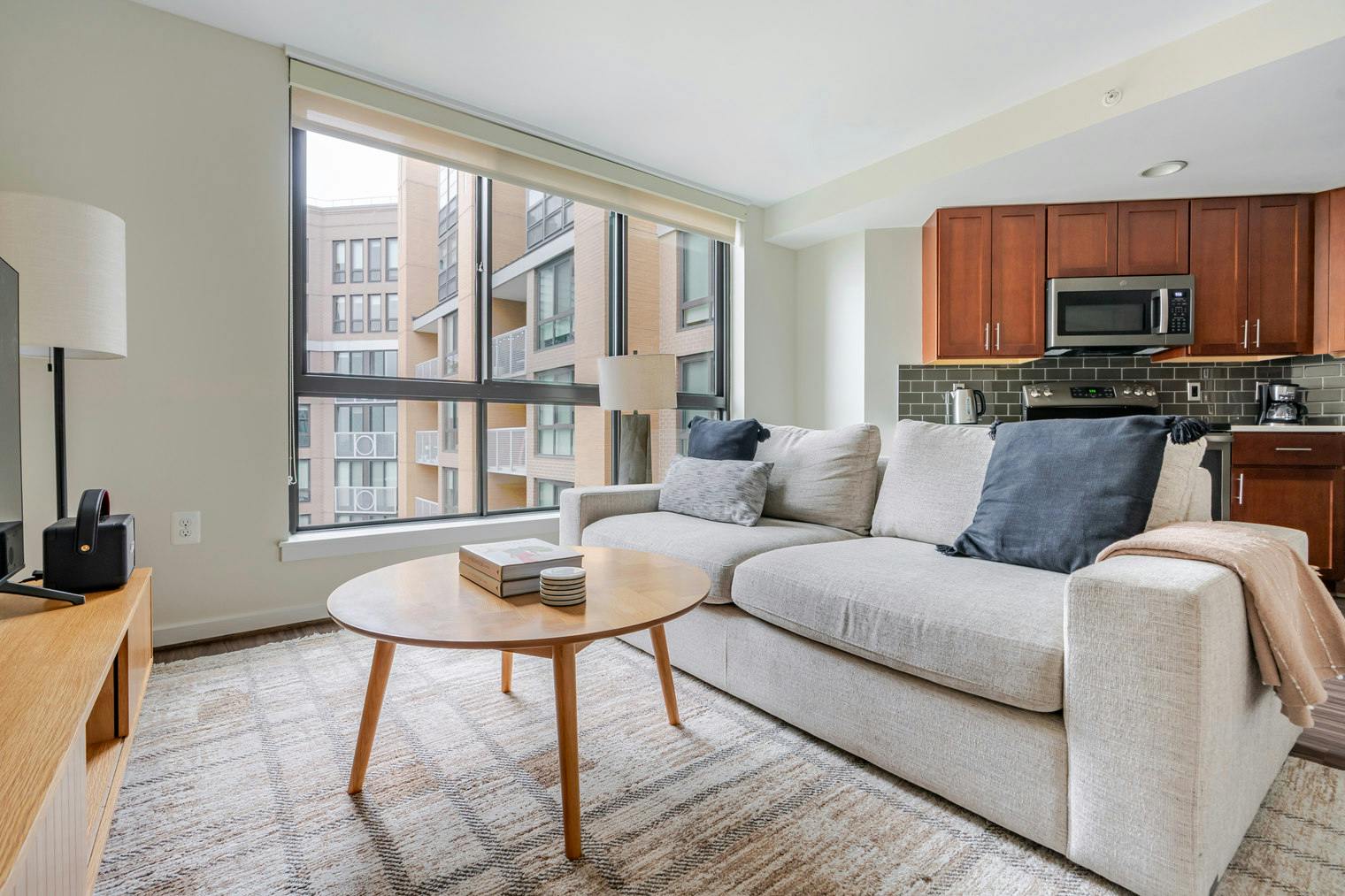 Appartement te huur voor $4,173 per maand in Arlington, Fairfax Drive