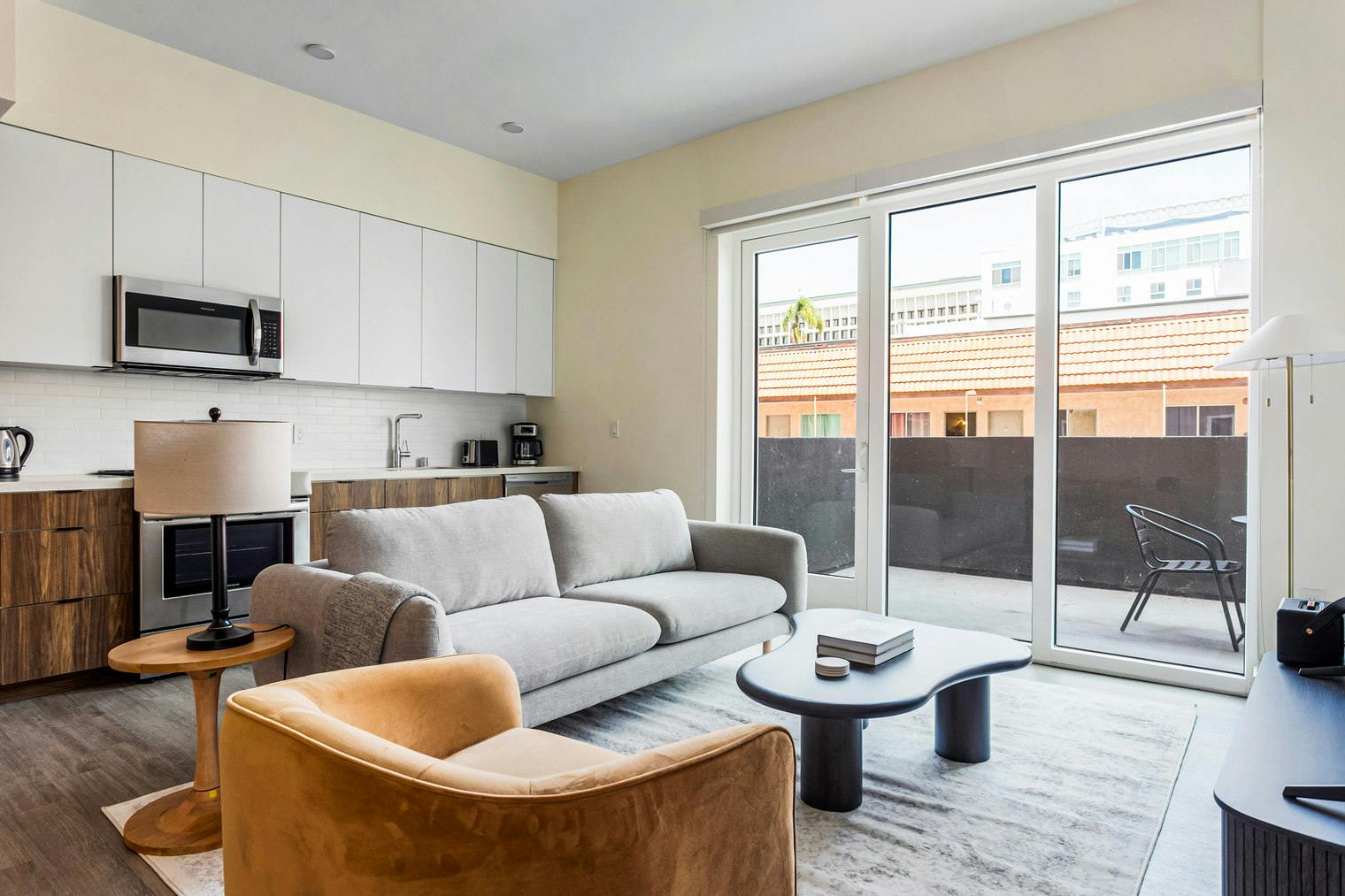 Appartement à louer pour $5,031/mois à Los Angeles, Serrano Avenue