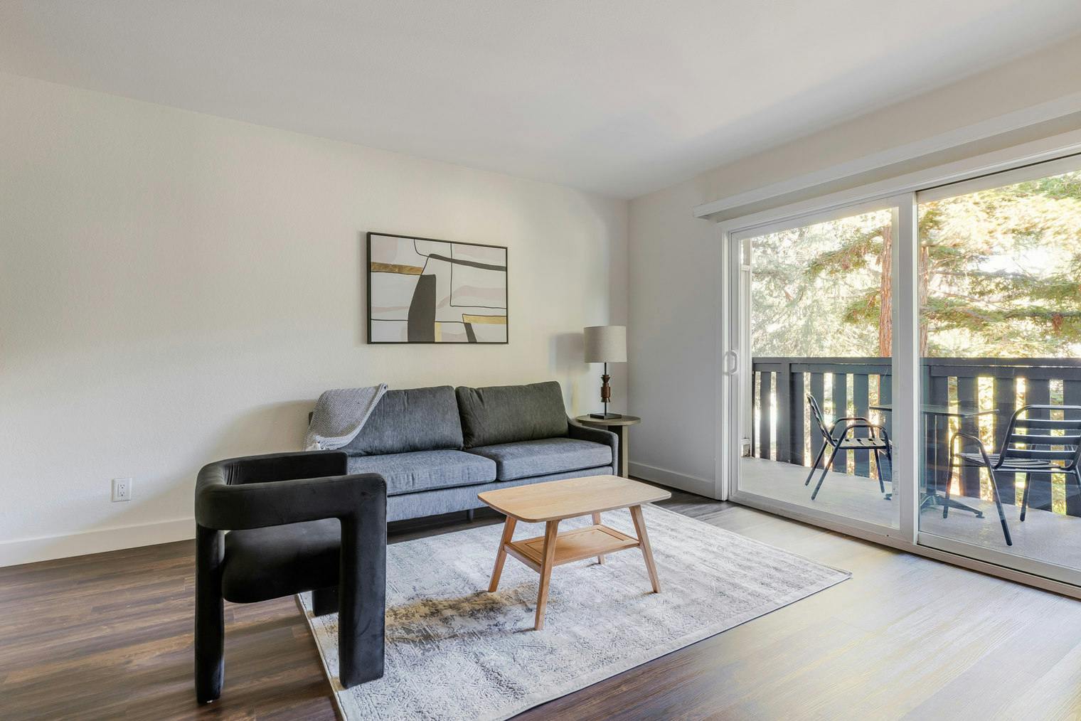 Apartament de închiriat pentru $4,428 pe lună în San Francisco, South Fair Oaks Avenue