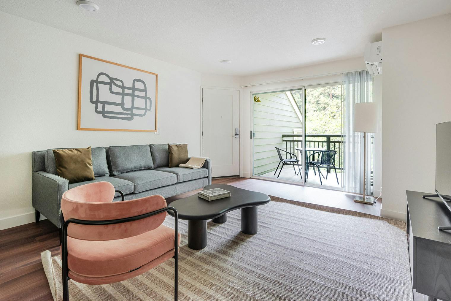 Apartment for rent for $4,459 per month in San Francisco, Saratoga Avenue