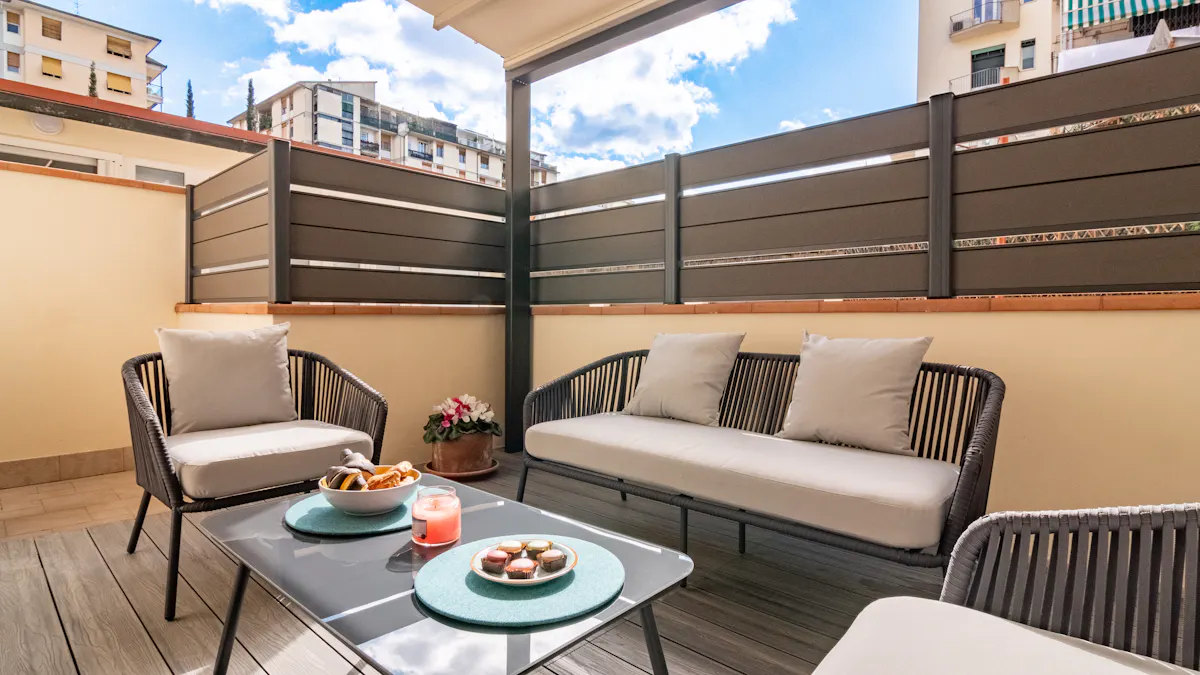 1-Bedroom Apartment in Via Vincenzo Bellini, Florence (1677135) ROOM