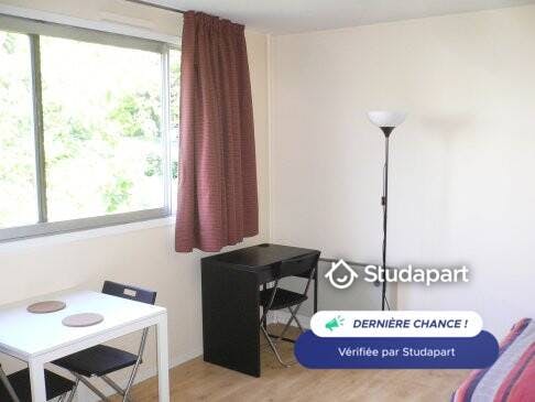 Apartment for rent for €560 per month in Rouen, Rue du Renard