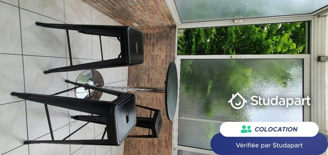 Private room for rent on Rue de Cronstadt, Lille - Plus