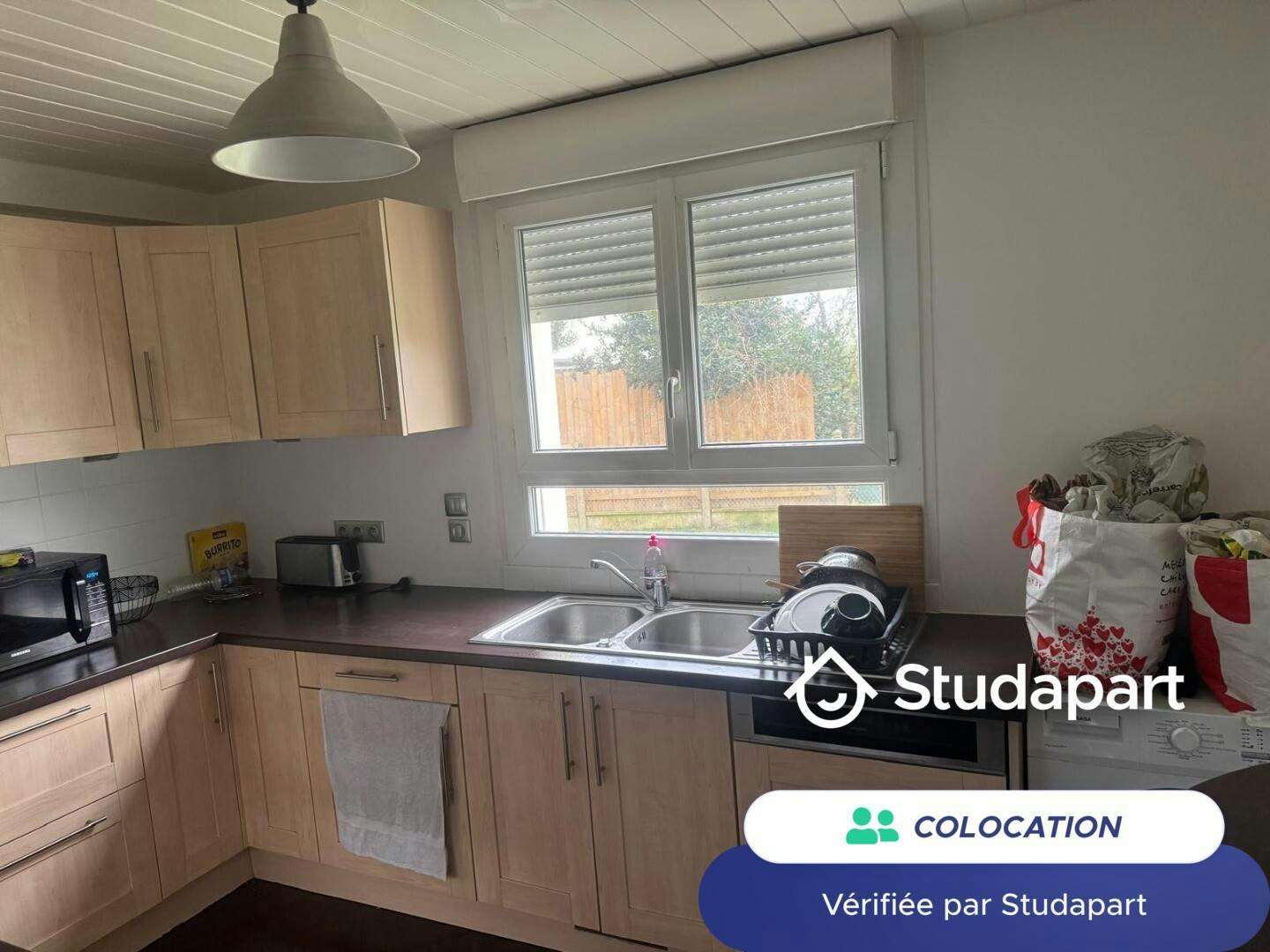 Quarto privado para alugar por € 340 por mês em Saint-Brieuc, Rue Camille Guérin