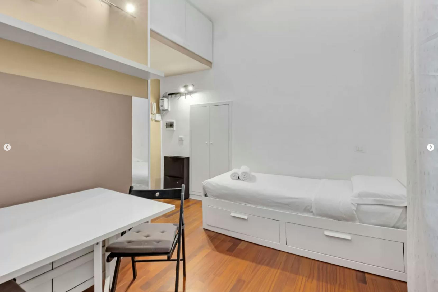 Studio for rent for €1,650 per month in Milan, Via Alessandro Tadino