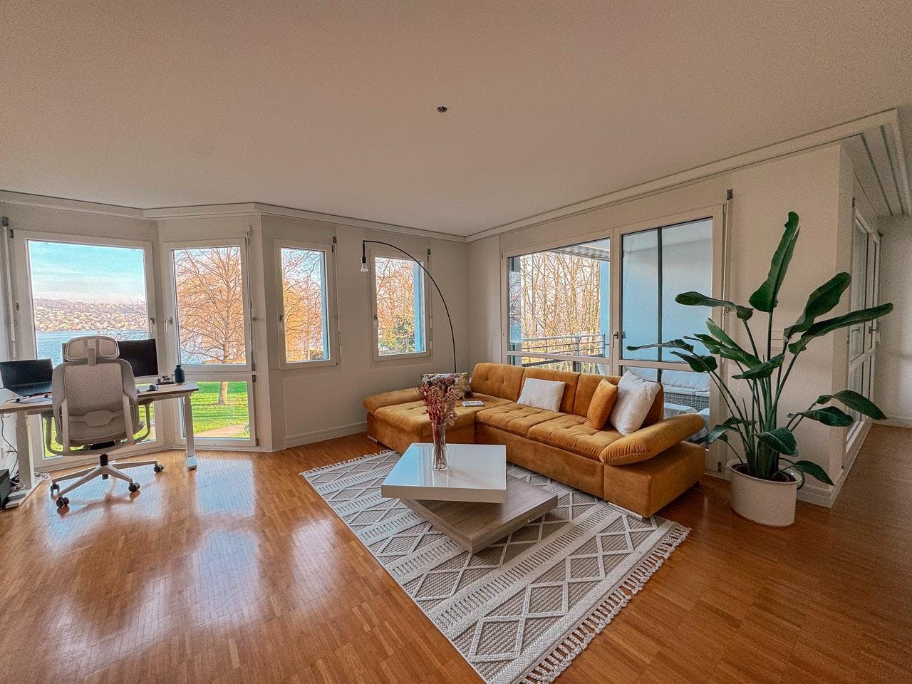 Lägenhet att hyra för 2 668 CHF i månaden i Kilchberg, Seestrasse