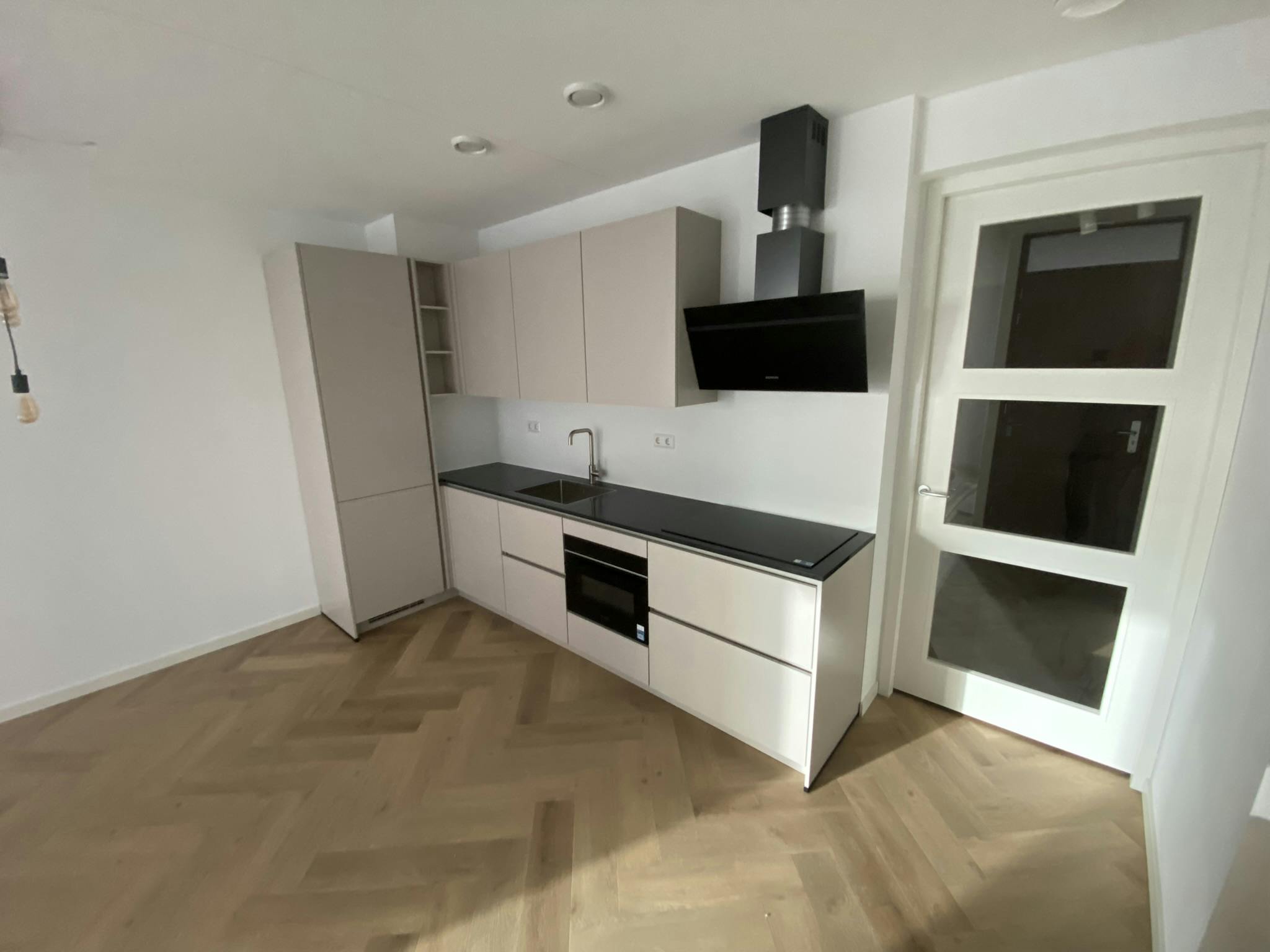 Wohnung zu mieten für 1.850 € pro Monat in Rotterdam, Baan