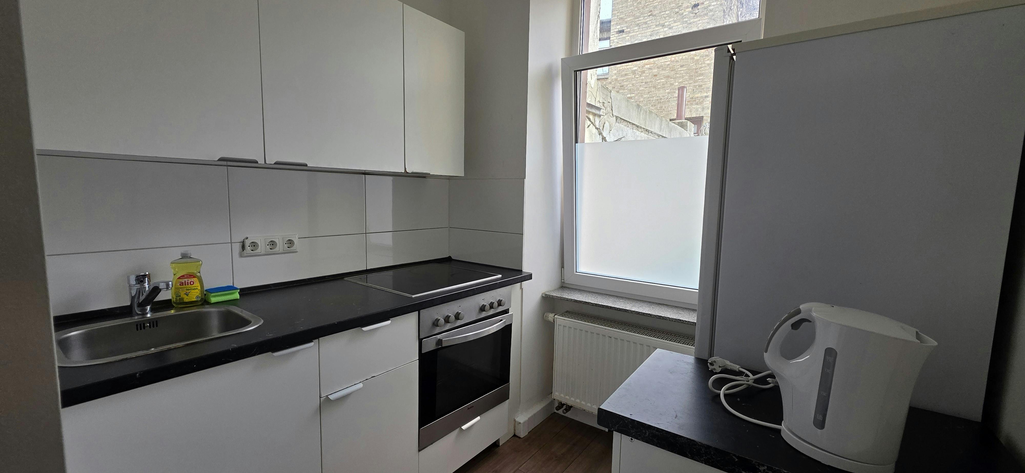 Apartment for rent for €1,500 per month in Offenbach, Mittelseestraße