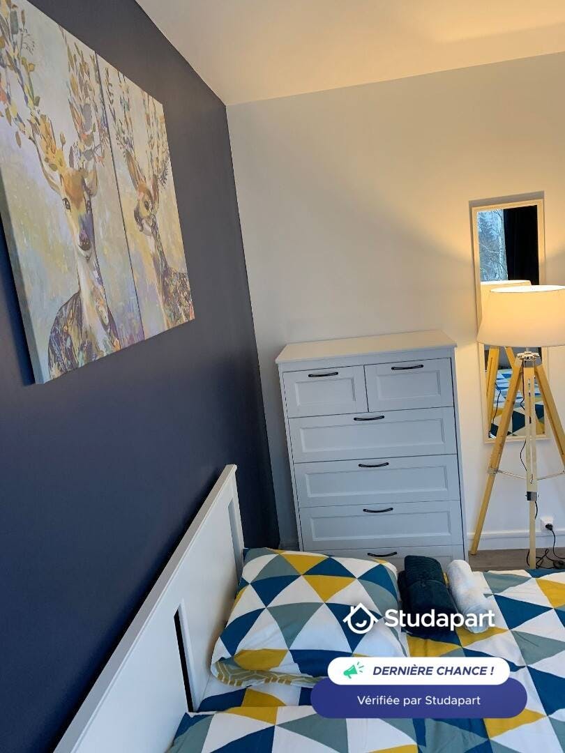 Apartment for rent for €690 per month in Colombes, Rue Jules Michelet