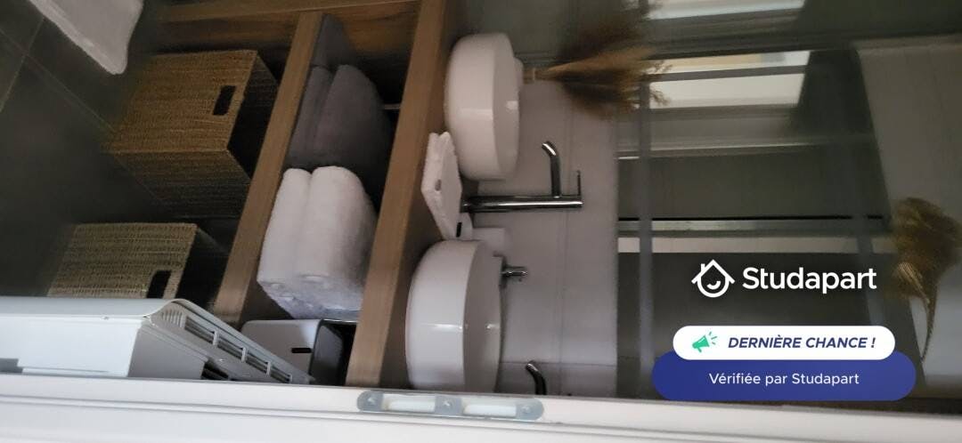 Appartement à louer pour 695 €/mois à Nîmes, Rue Traversière