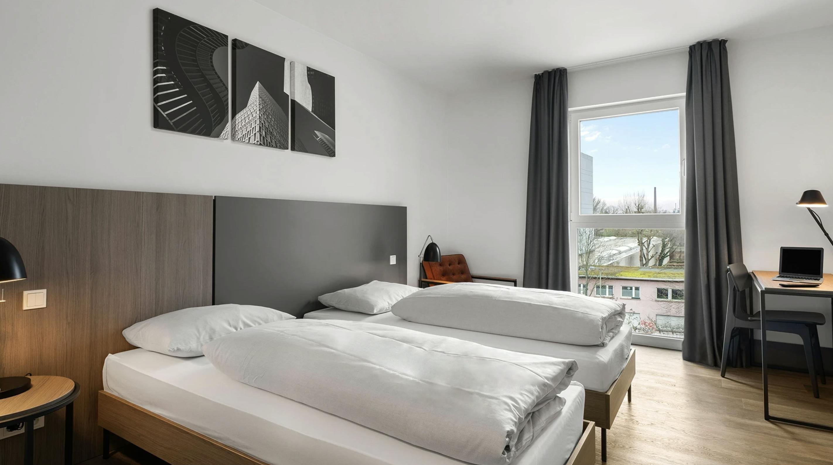 Студия сдается в аренду за 1 800 € в месяц в Frankfurt am Main, Borsigallee