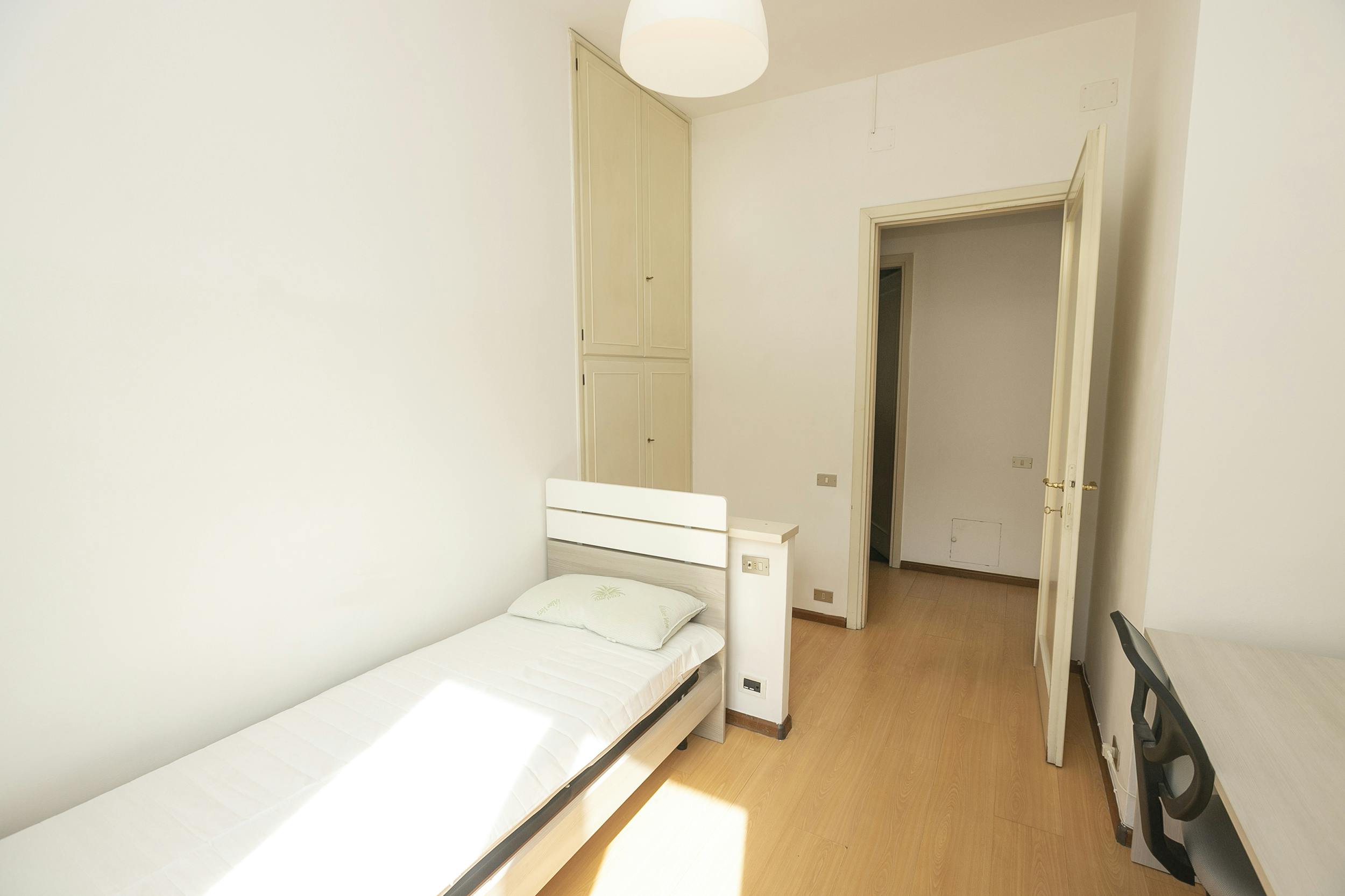 Private room for rent for €400 per month in Genoa, Viale Brigata Bisagno