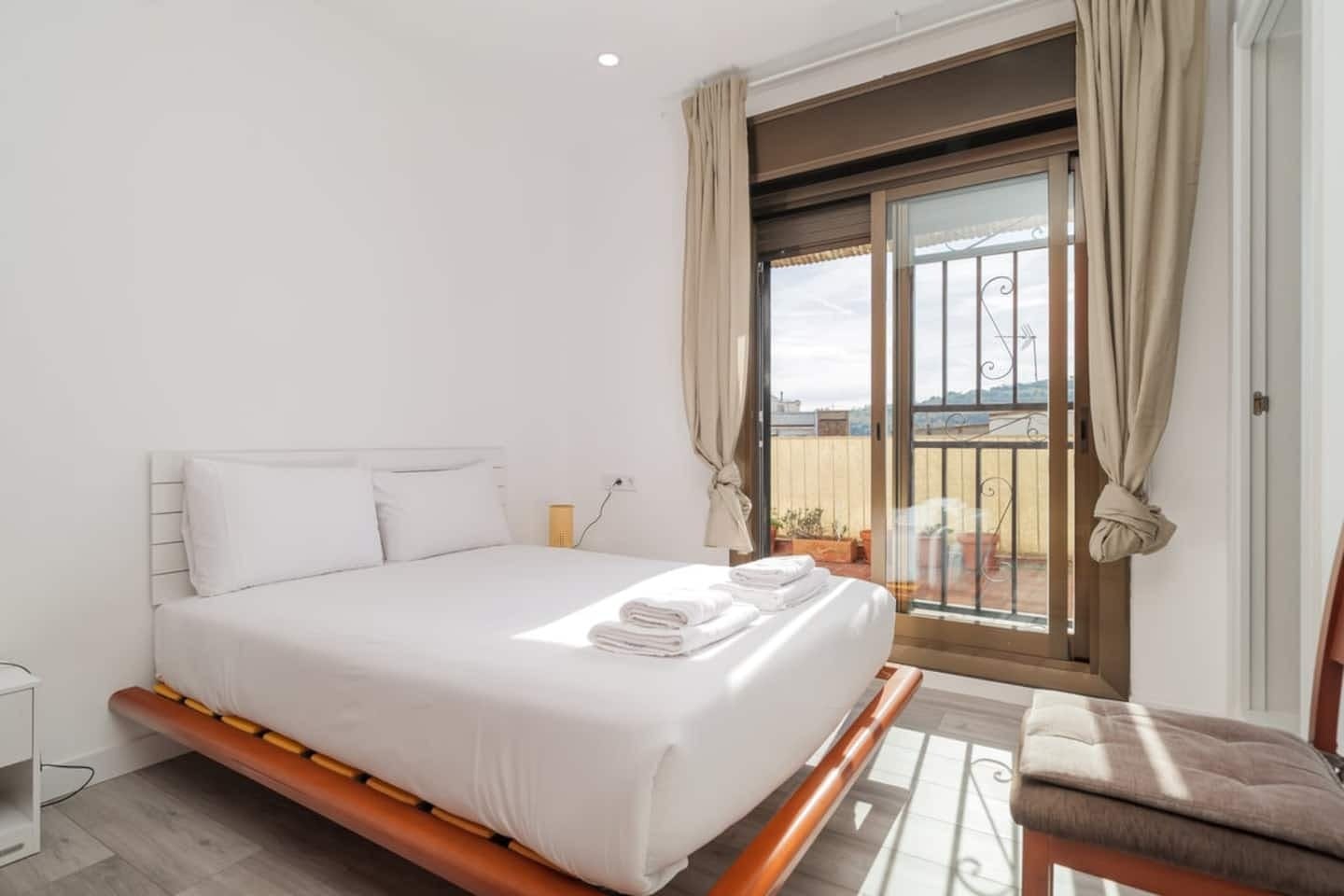 Carrer de la Riera Alta, Barcelona preview