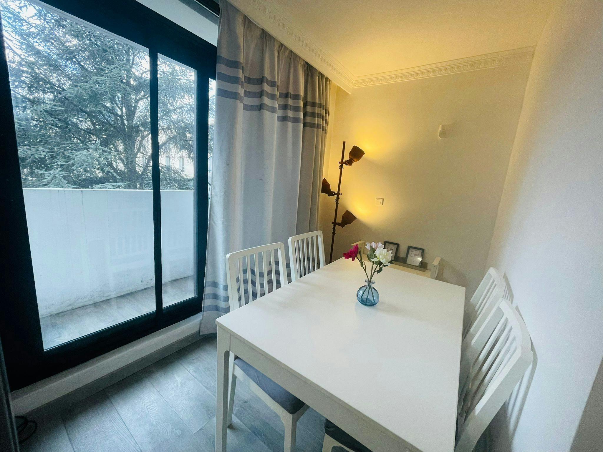 Appartamento in affitto a 1800 € al mese a Pantin, Rue Delizy