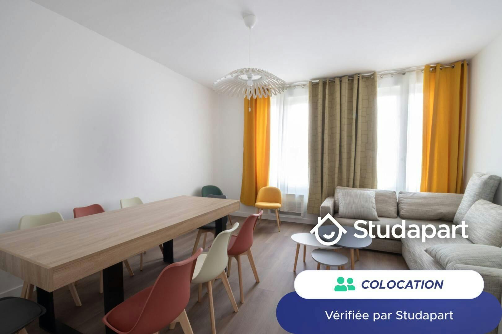 Private room for rent for €450 per month in Cenon, Rue de la République