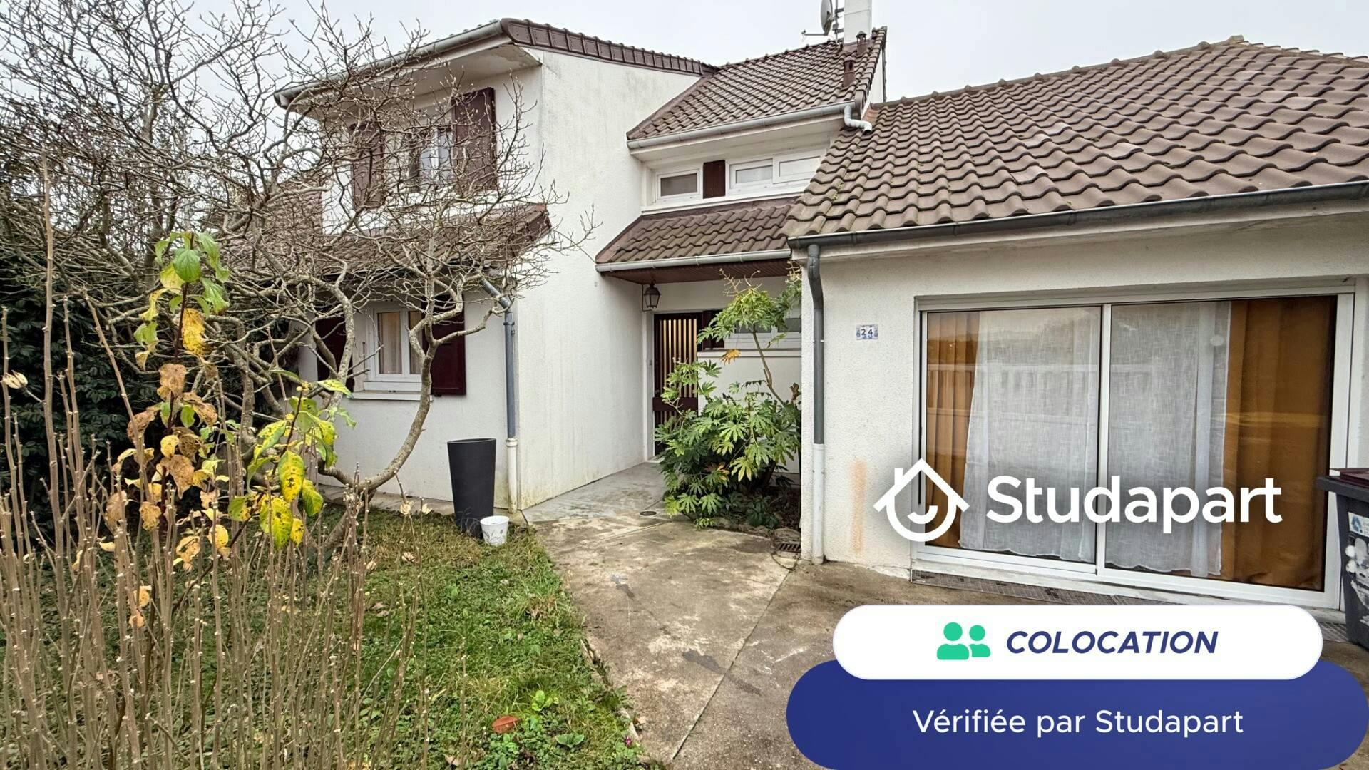Отдельная комната сдается в аренду за 520 € в месяц в Évry-Courcouronnes, Rue Bayard