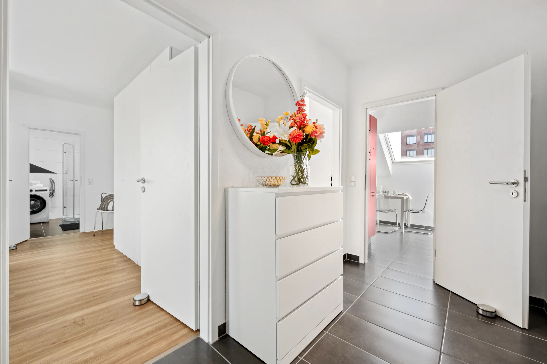 1-Bedroom Apartment in Volmerswerther Straße, Düsseldorf (1677711) ROOM 3