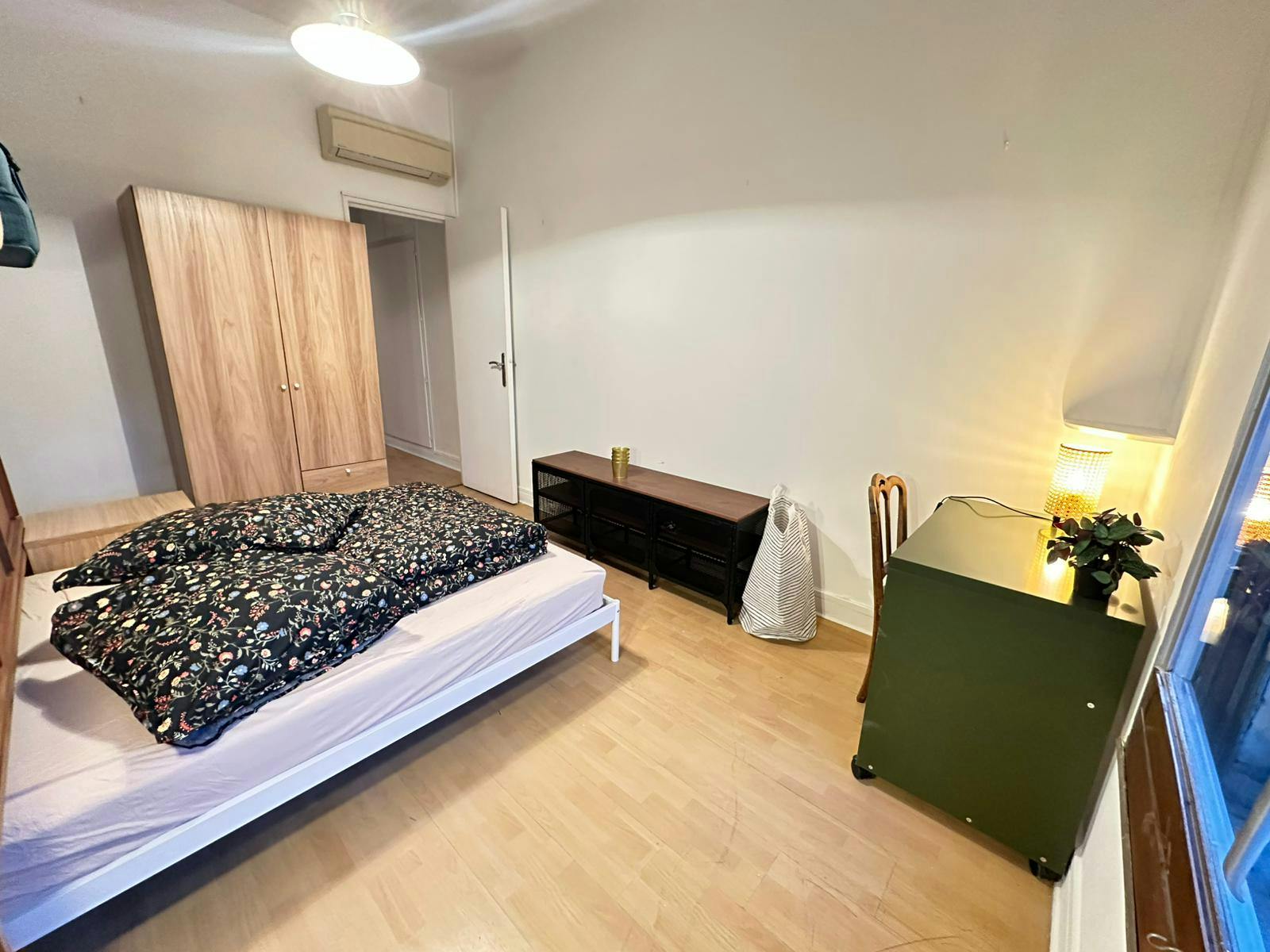 Apartment Paris, 4 beds, 15m² — photo 14