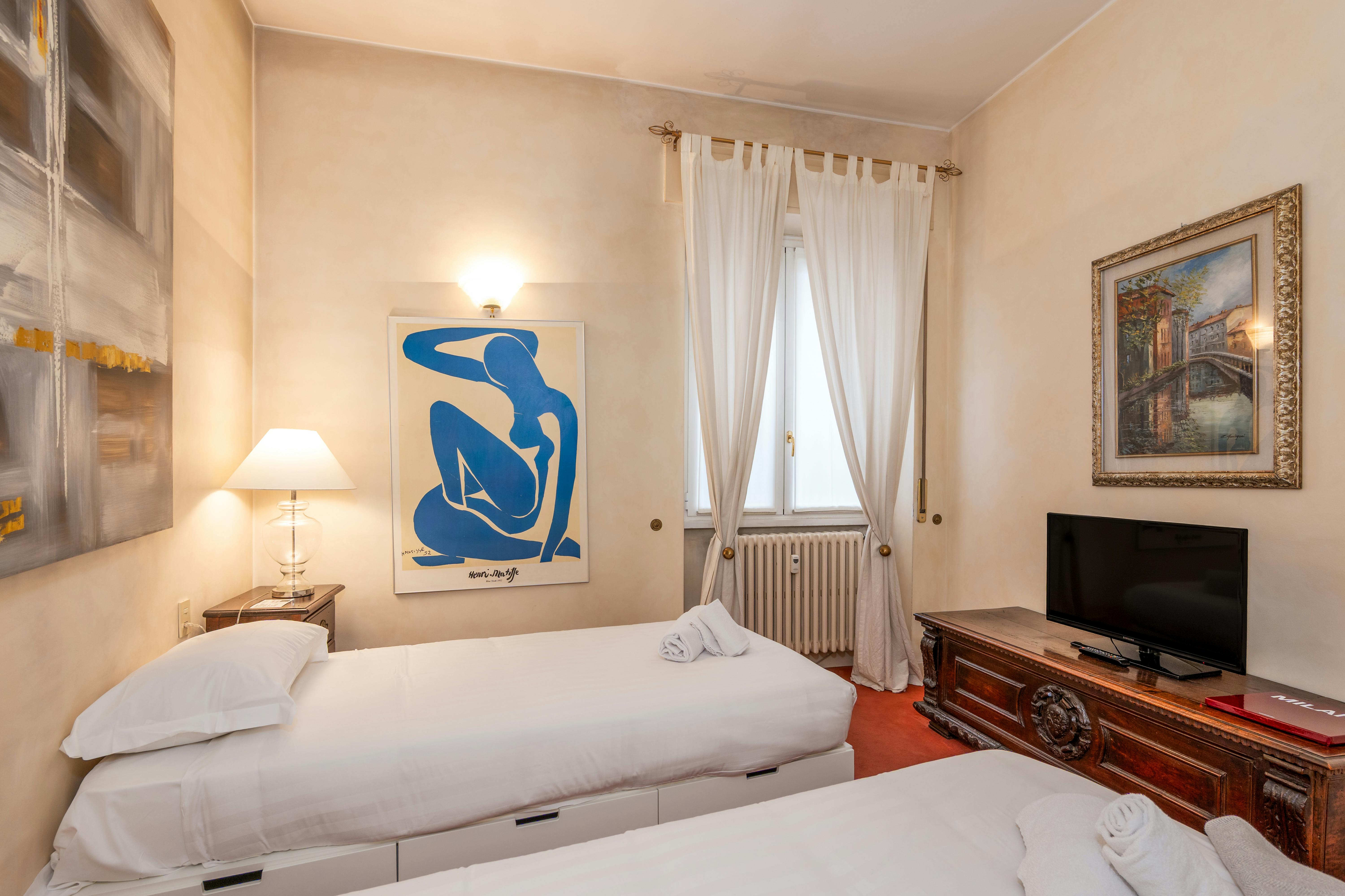 Viale Carlo Espinasse, Milan preview