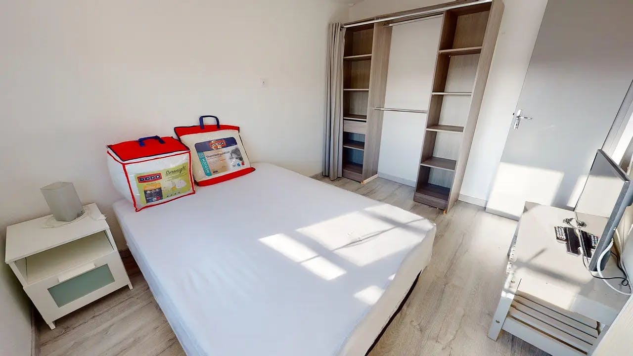 Отдельная комната сдается в аренду за 399 € в месяц в Tourcoing, Rue de la Malcense