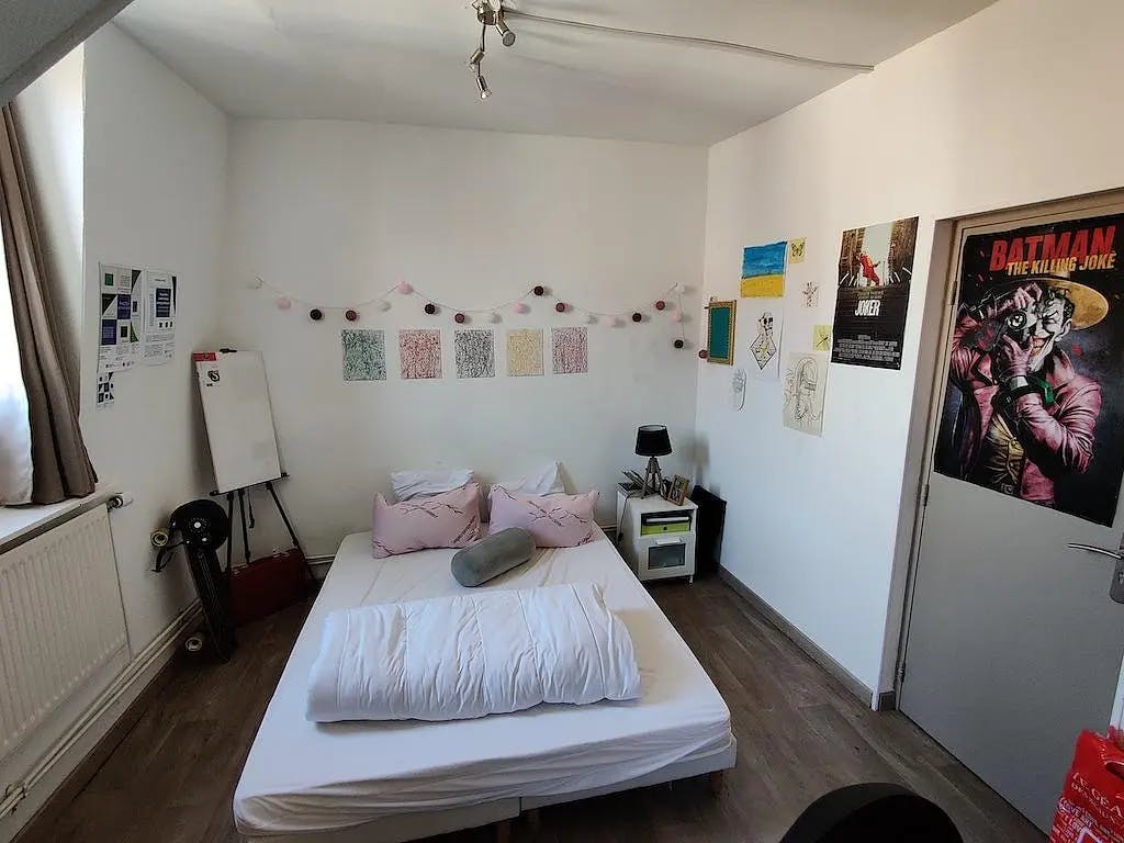 Отдельная комната сдается в аренду за 399 € в месяц в Tourcoing, Rue de la Malcense