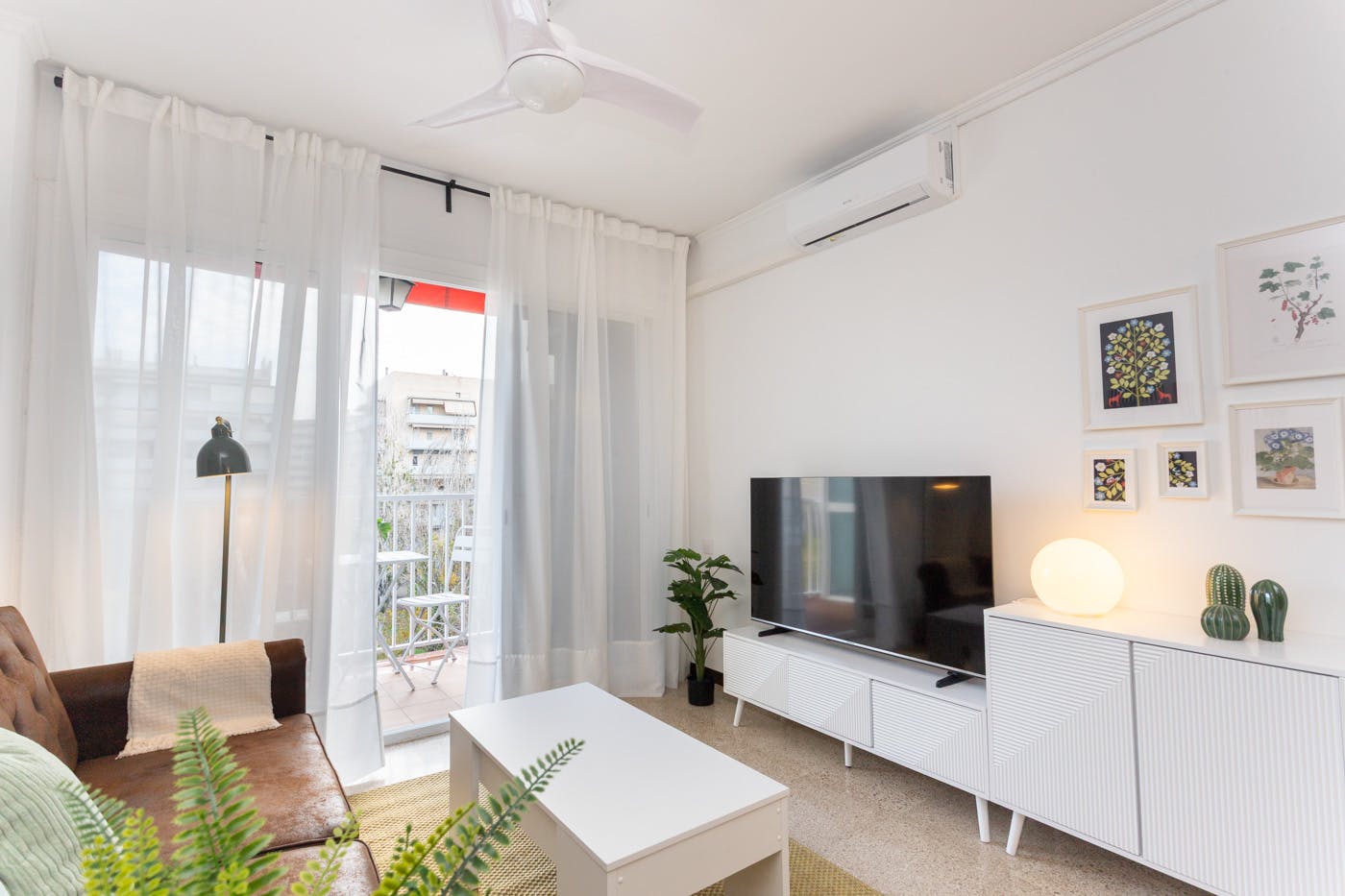 Apartamento en alquiler por 1390 € al mes en L'Hospitalet de Llobregat, Avinguda de la Granvia de l’Hospitalet