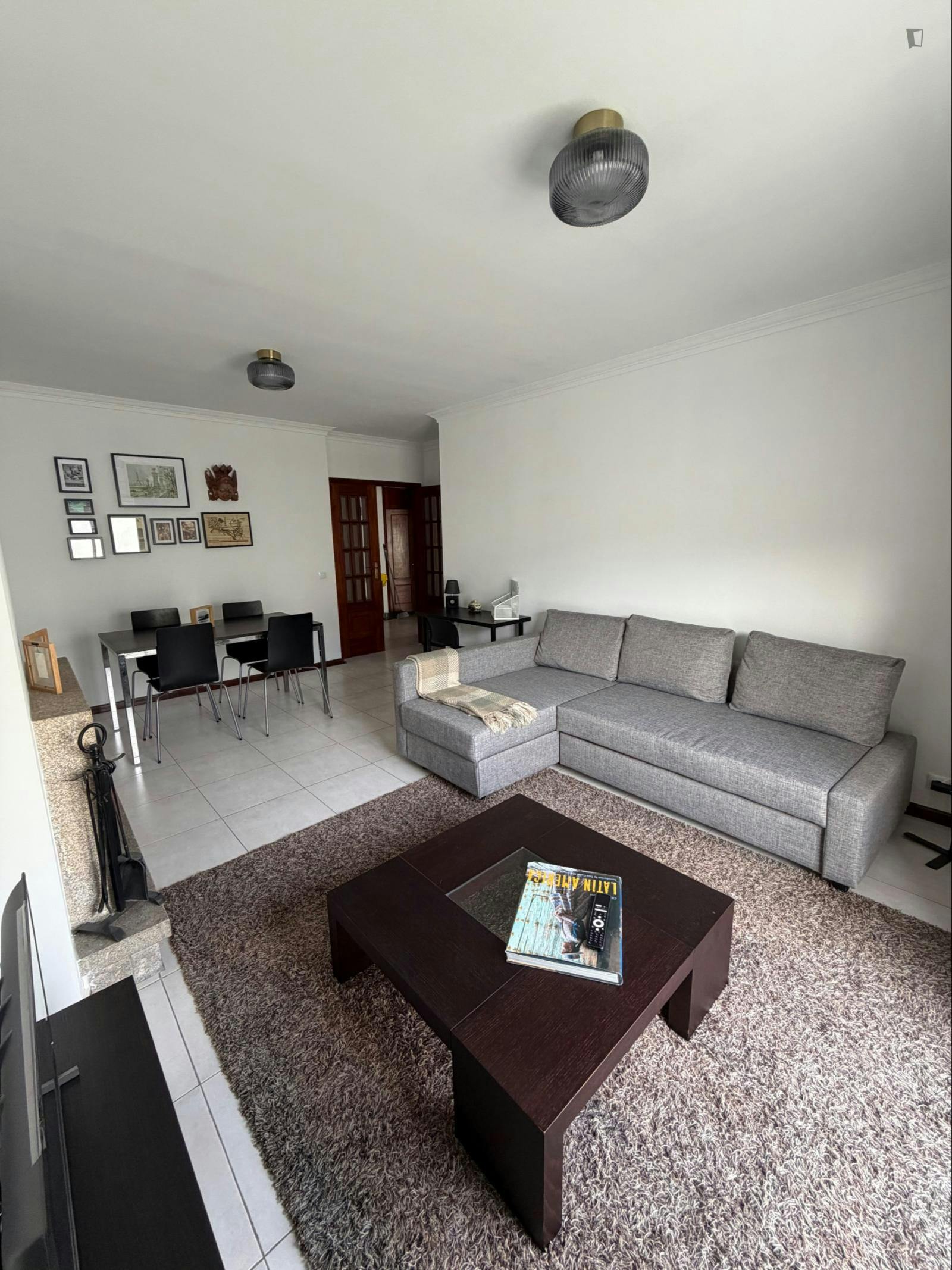 Квартира сдается в аренду за 1 200 € в месяц в Vila Nova de Gaia, Rua José Fontana