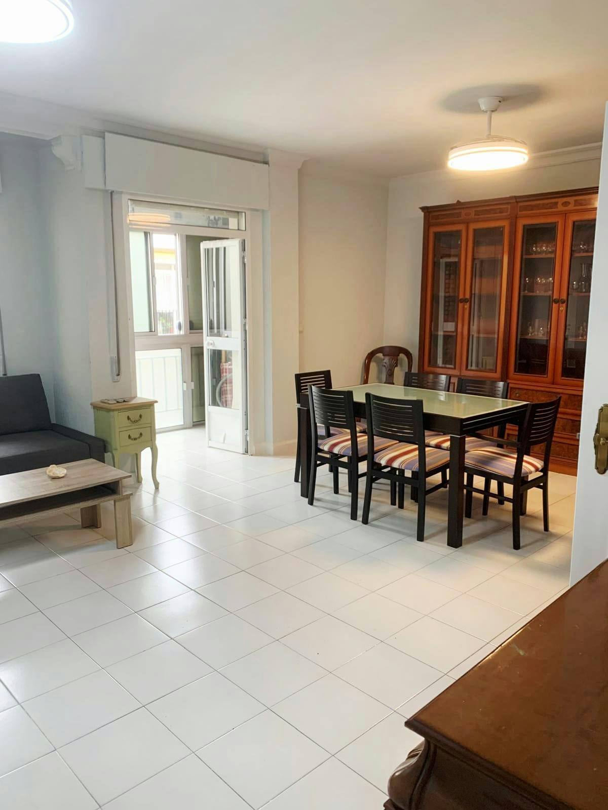 Single room Sevilla, 1 bed, 9m² — photo 4