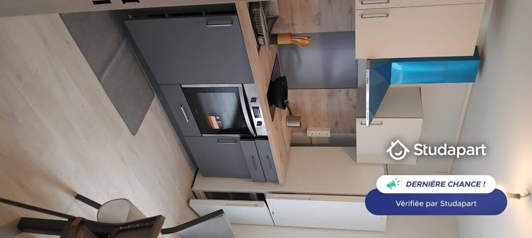Appartamento in affitto a 795 € al mese a Angers, Rue Pierre Brossolette
