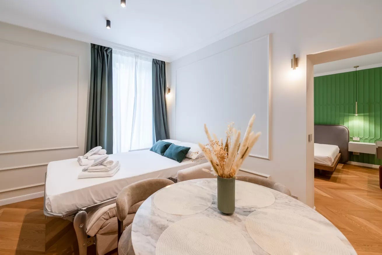 Apartment for rent for €2,500 per month in Milan, Viale Piave