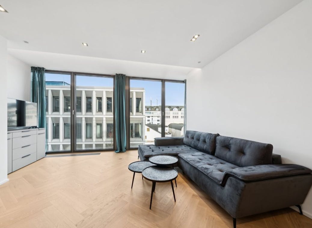 Apartment for rent for €5,500 per month in Munich, Müllerstraße