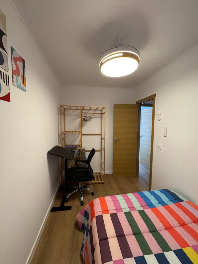 Private room in Carrer d' Antonio Ponz, Valencia (1678205) room image 2
