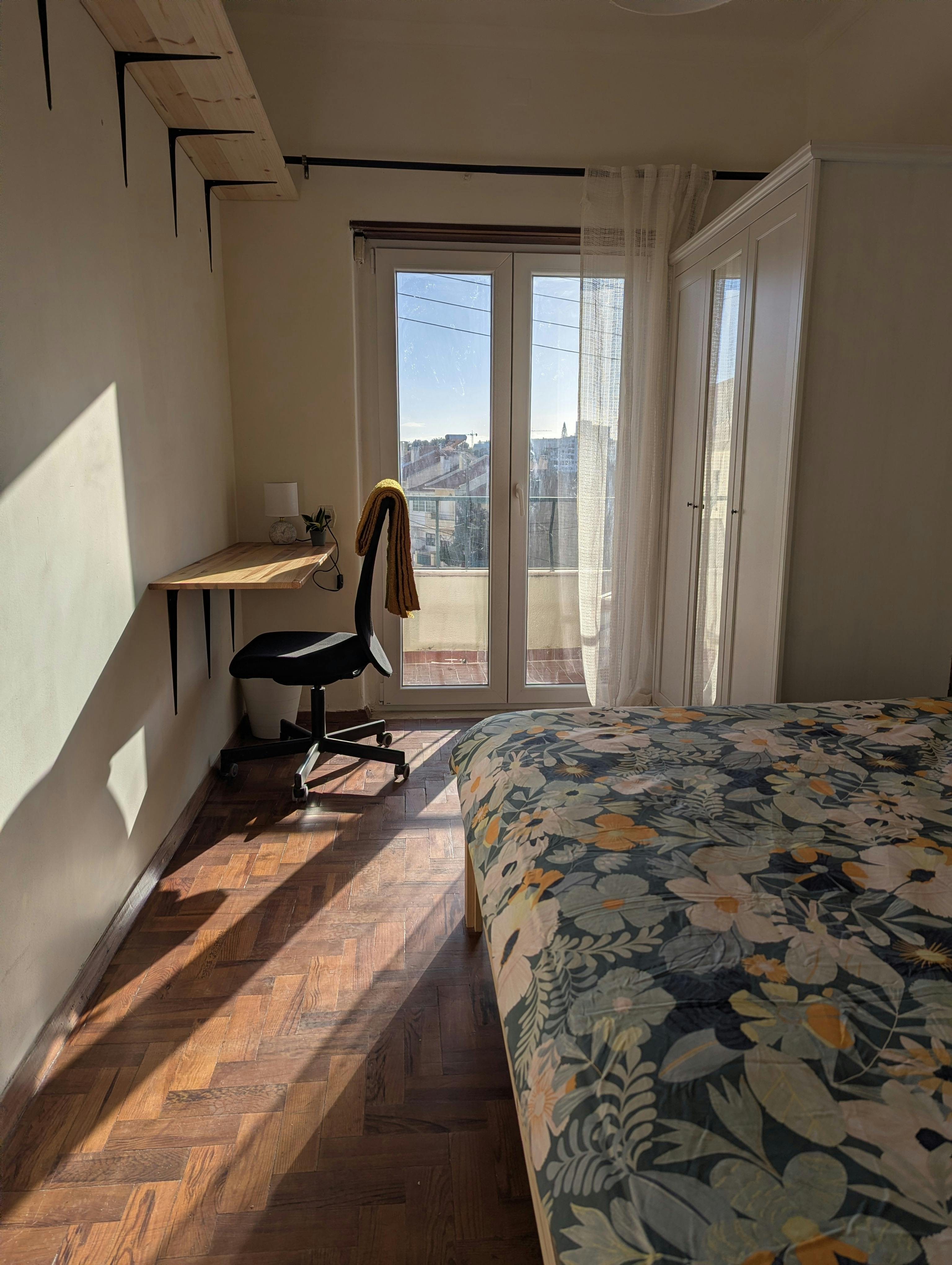 Private room for rent for €550 per month in Cascais, Rua São Mateus