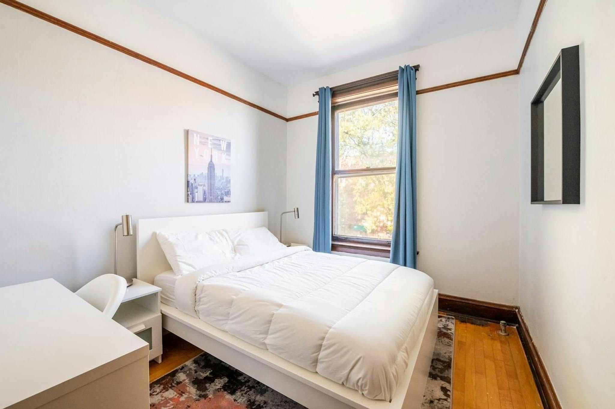 West Gunnison Street, Chicago, IL preview