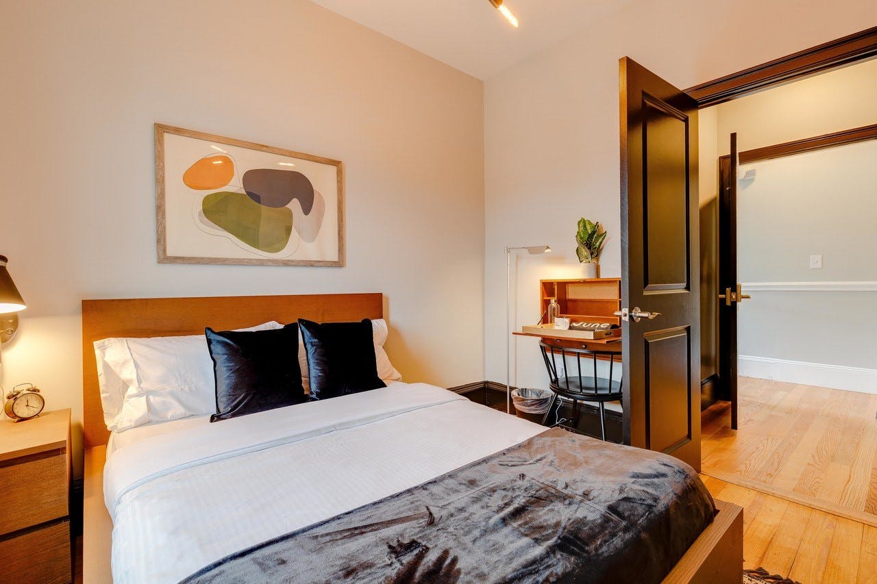 Boston Street, Boston, MA preview