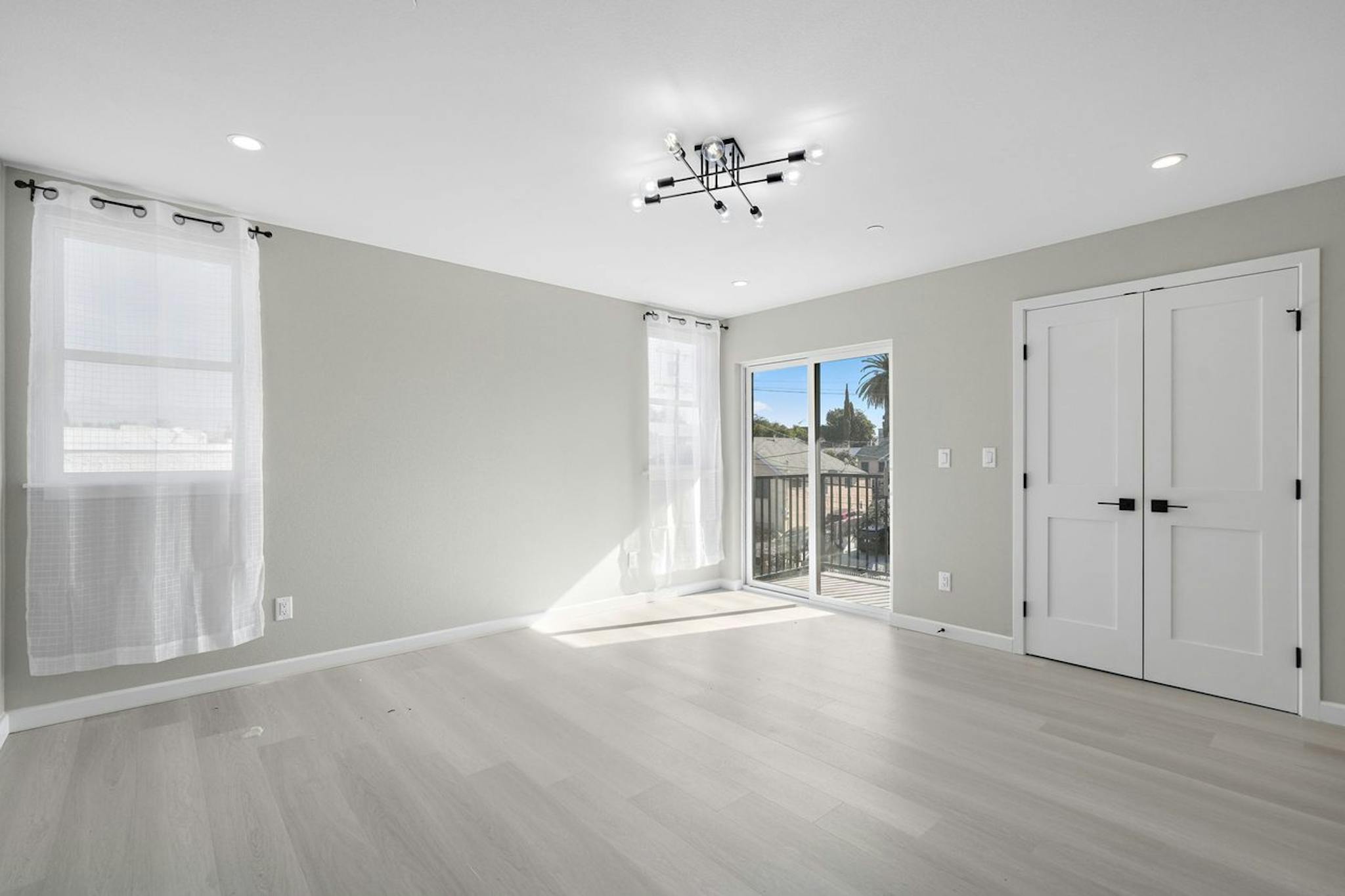 North Chicago Street, Los Angeles, CA preview