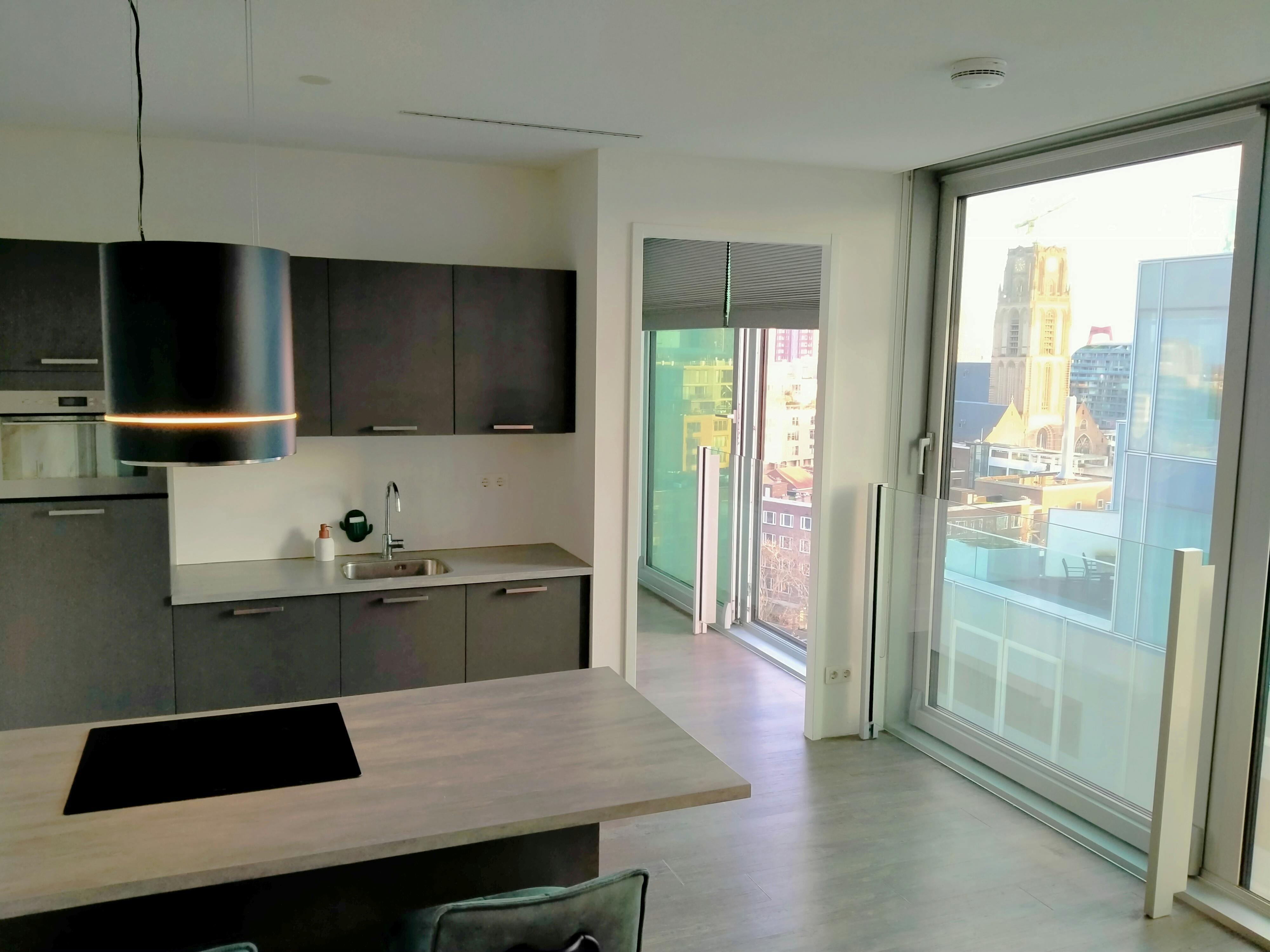 Apartment for rent for €2,740 per month in Rotterdam, Halvemaanpassage