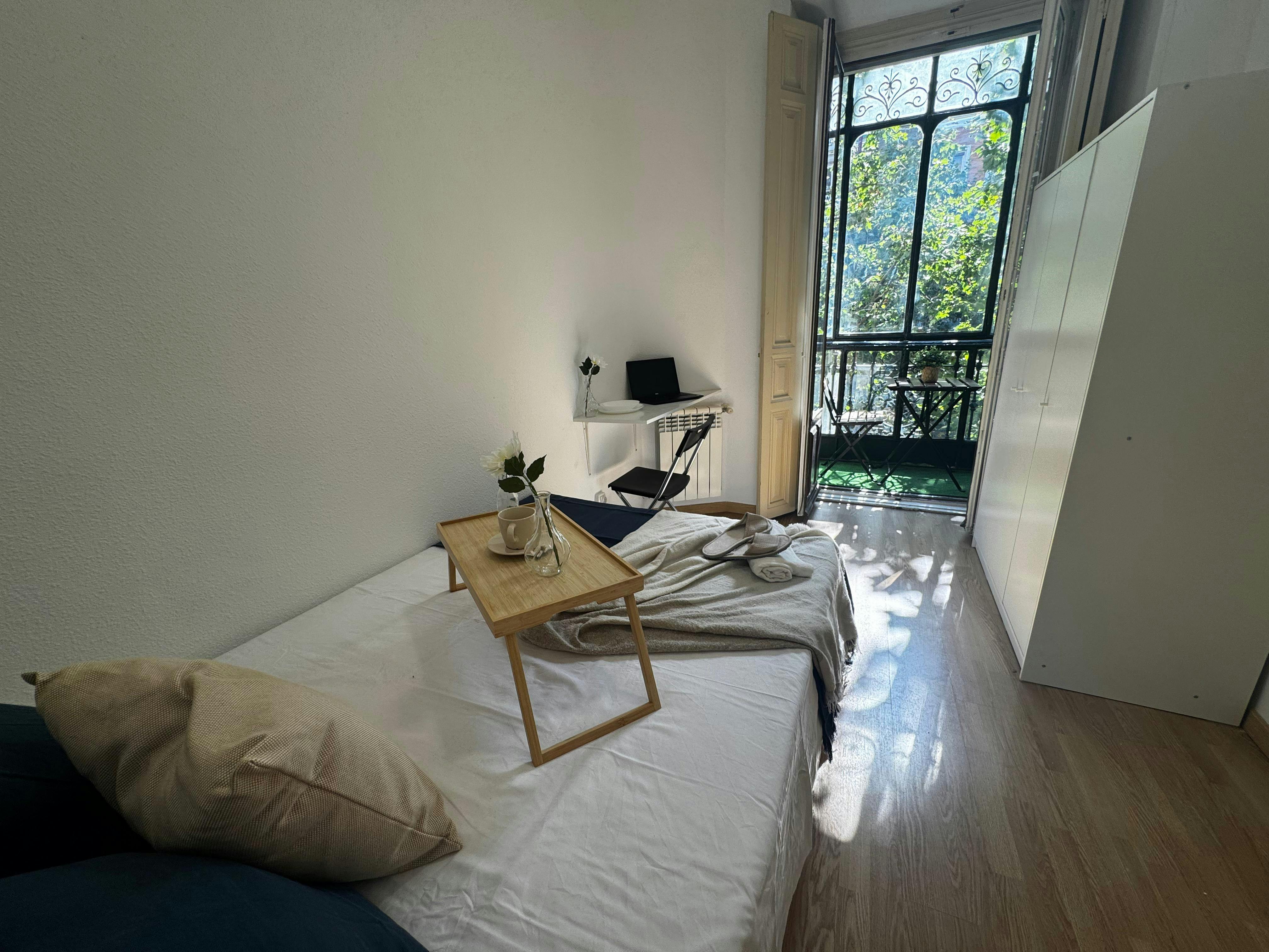 Calle de Trafalgar, Madrid preview