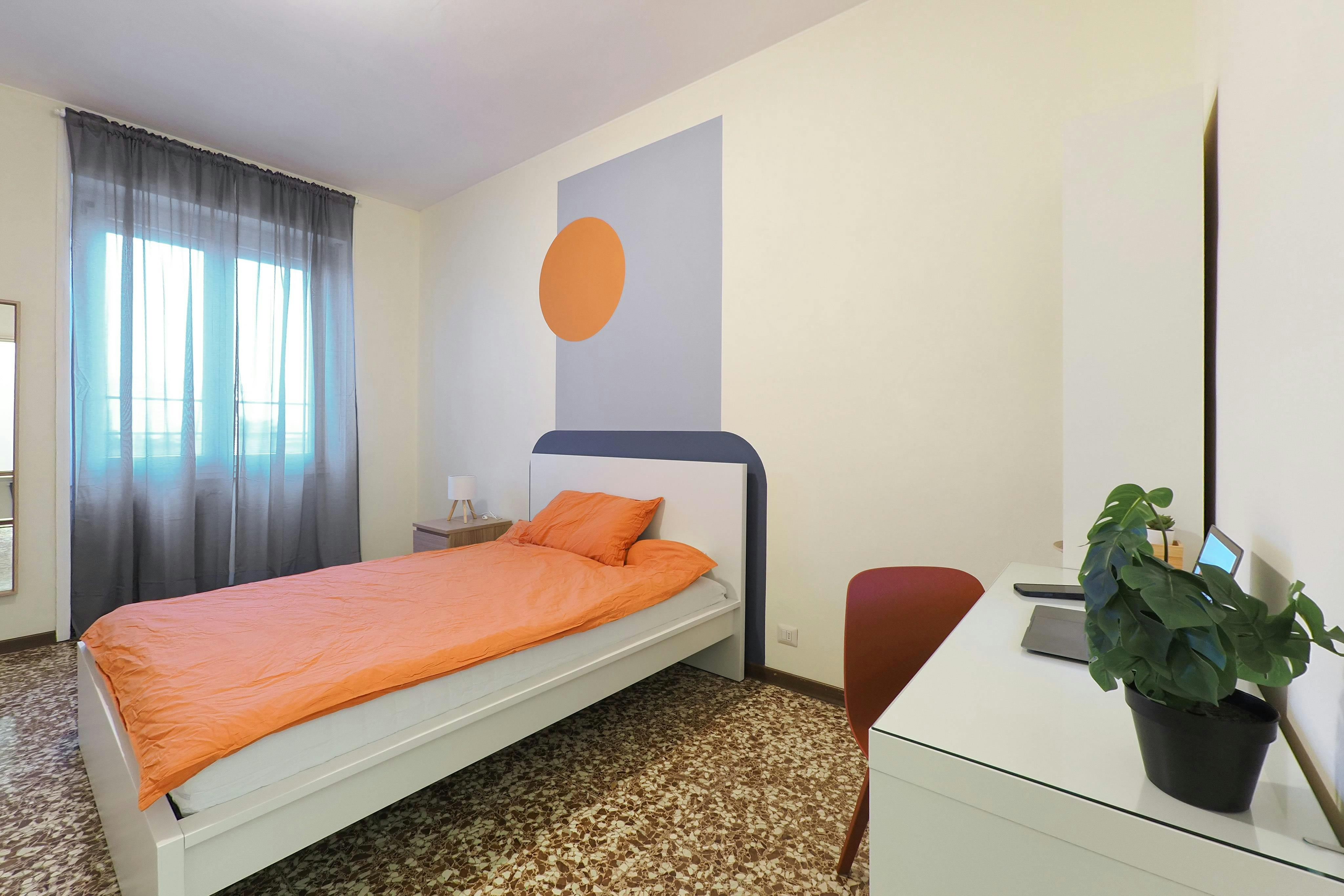 Single room Tel Aviv-Yafo, 1 bed, 24m² — photo 4