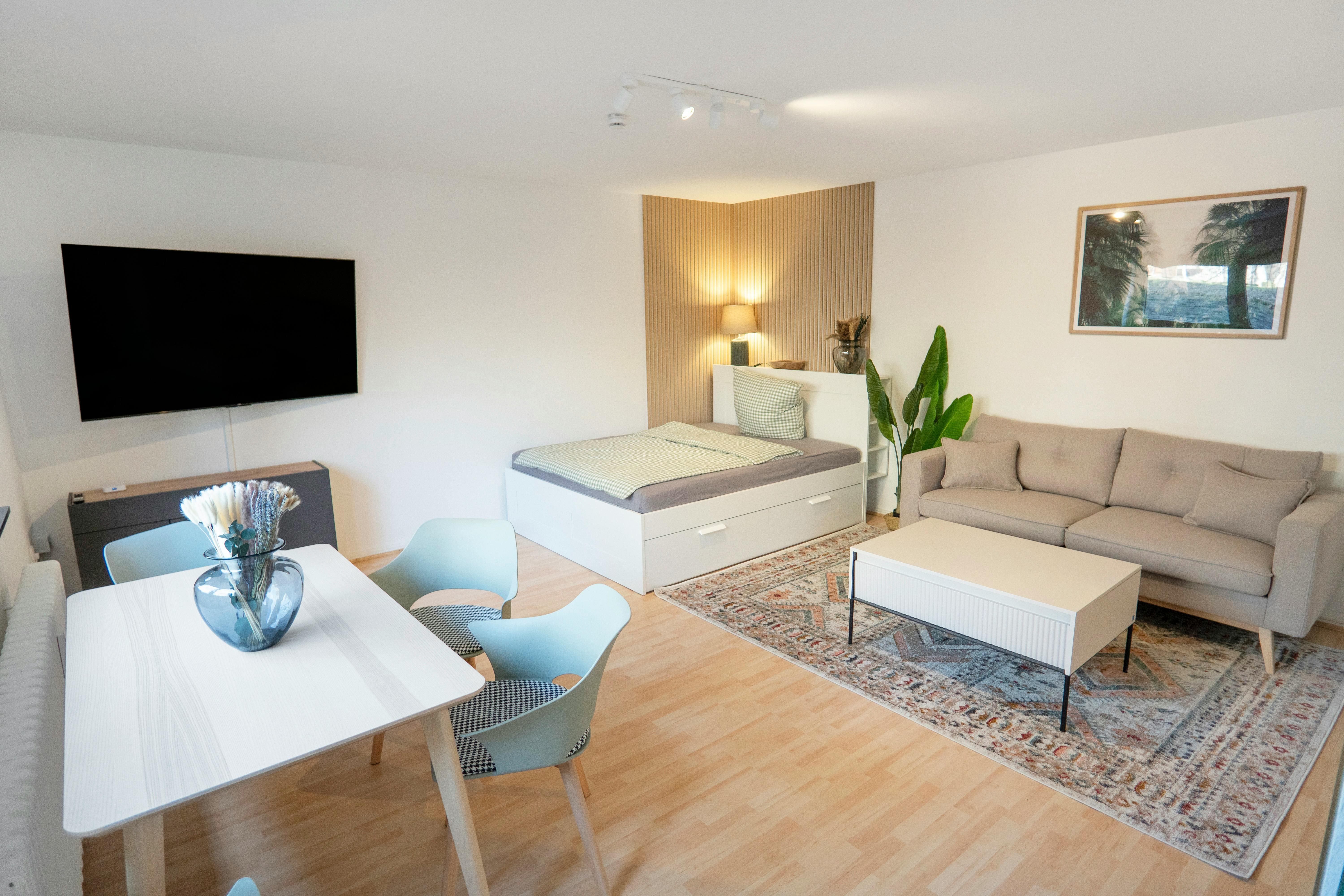 Apartment for rent for €1,399 per month in Köln, Waisenhausgasse