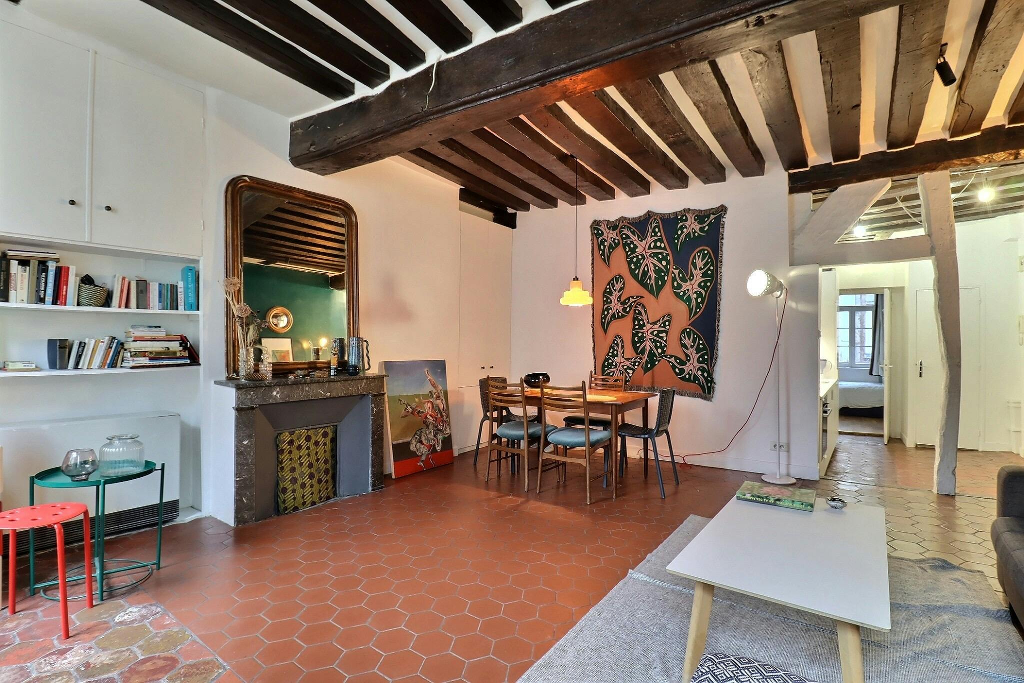 Appartement – Paris, 2nd Arrondissement - Plus