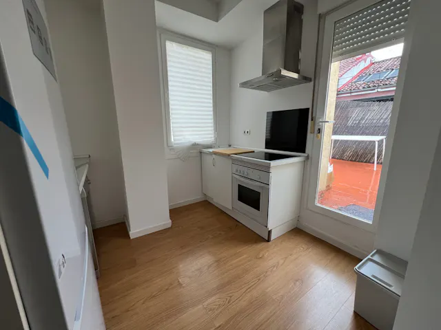 Private room in Calle de Caravaca, Madrid (1678544) room image 6