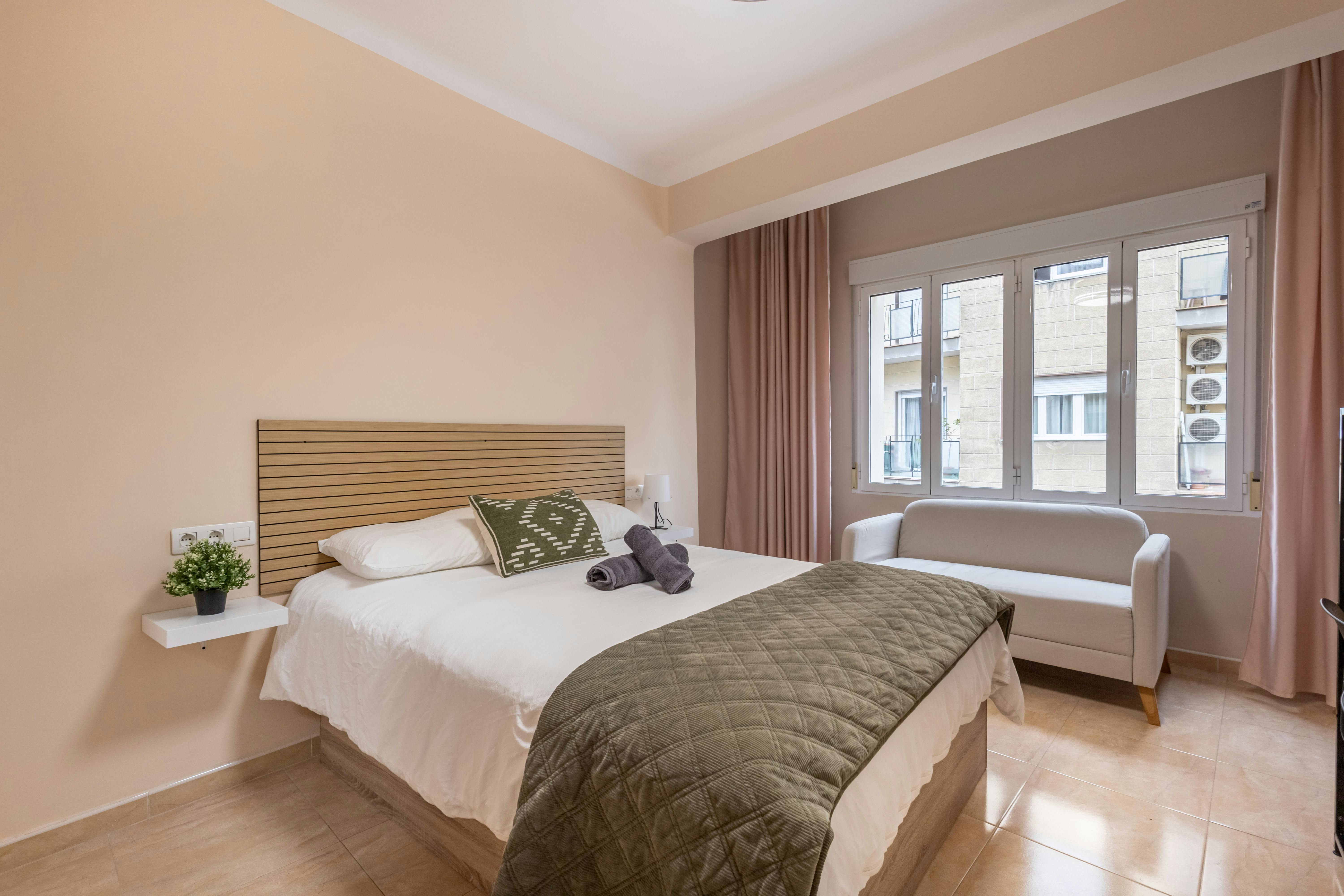 Cameră privată de închiriat pentru 520 EUR pe lună în Granada, Calle Sol